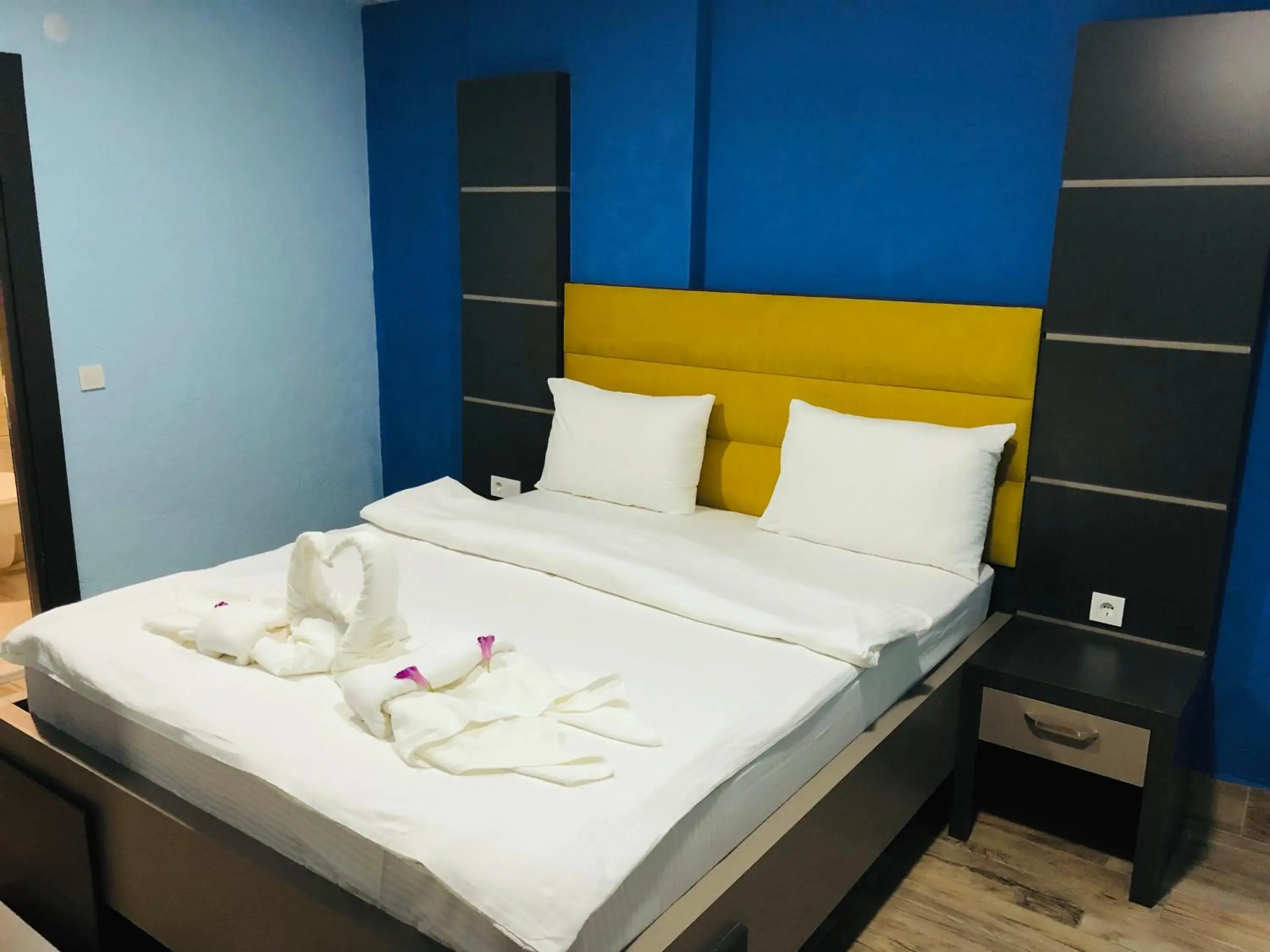 Basement Room - No Balcony in Ale Park Hotel Apartments Basement Room - No Balcony in Ale Park Hotel Apartments