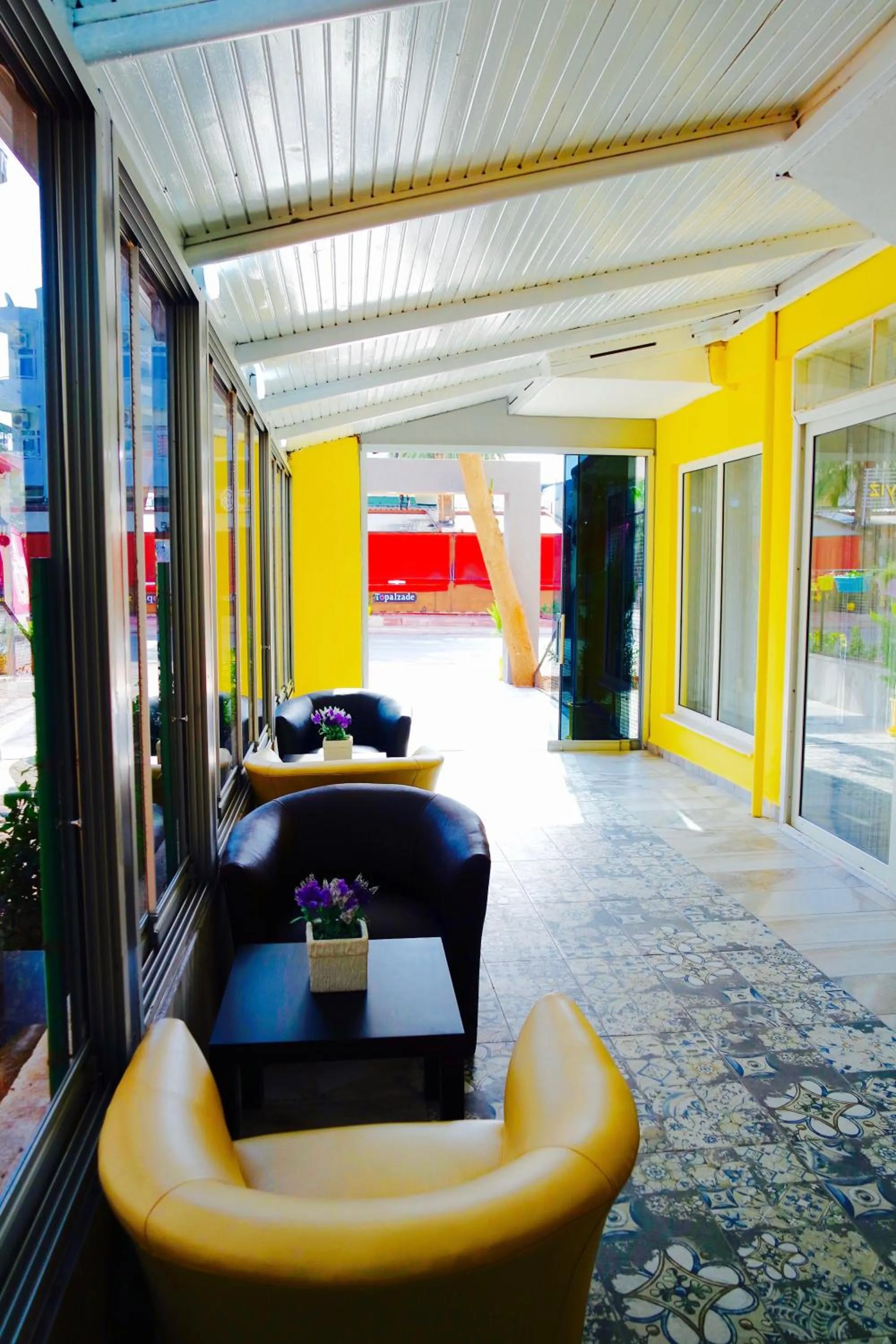 Lobby or reception in Ale Park Hotel Apartments