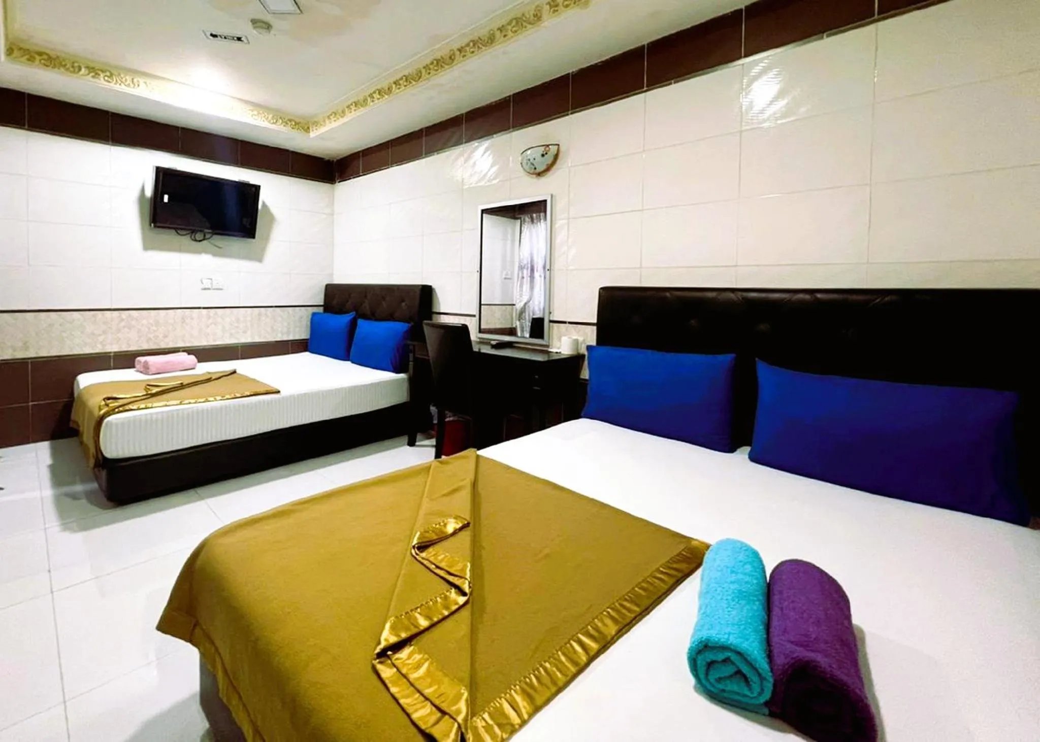 Bathroom, Bed in ARK Hotel New Wave Shah Alam