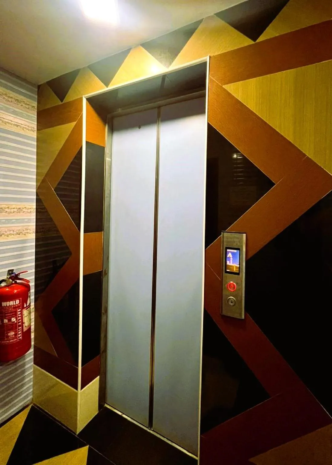 elevator in ARK Hotel New Wave Shah Alam