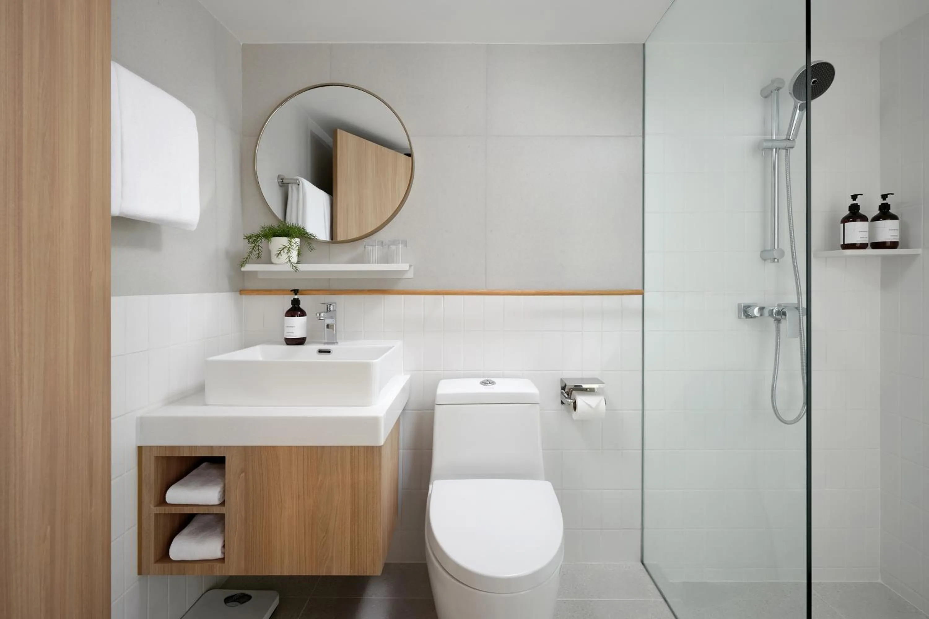 Shower in Somerset Sukhumvit 71 Bangkok