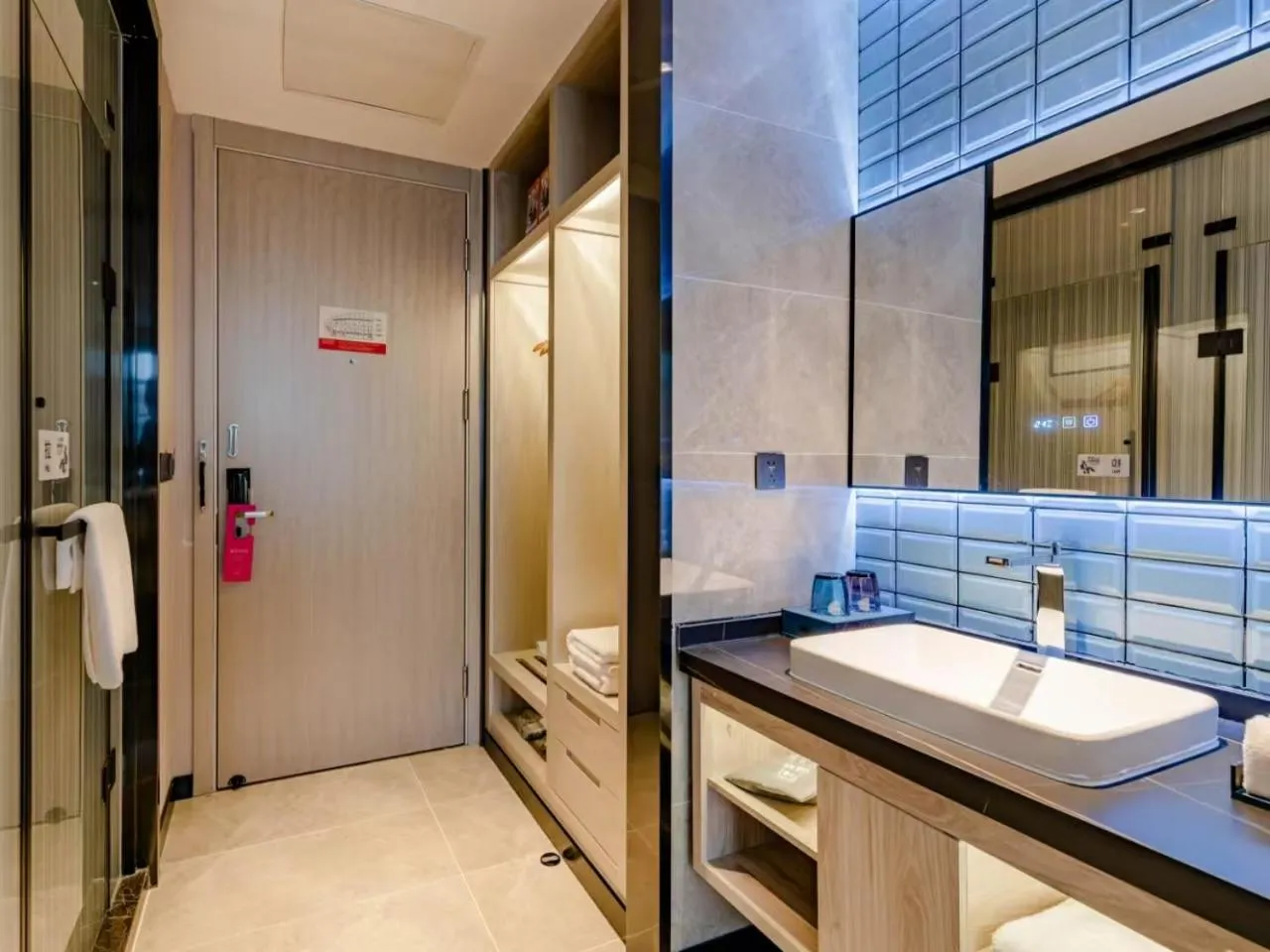 Echarm Hotel Yunmeng Mengze Lake Branch