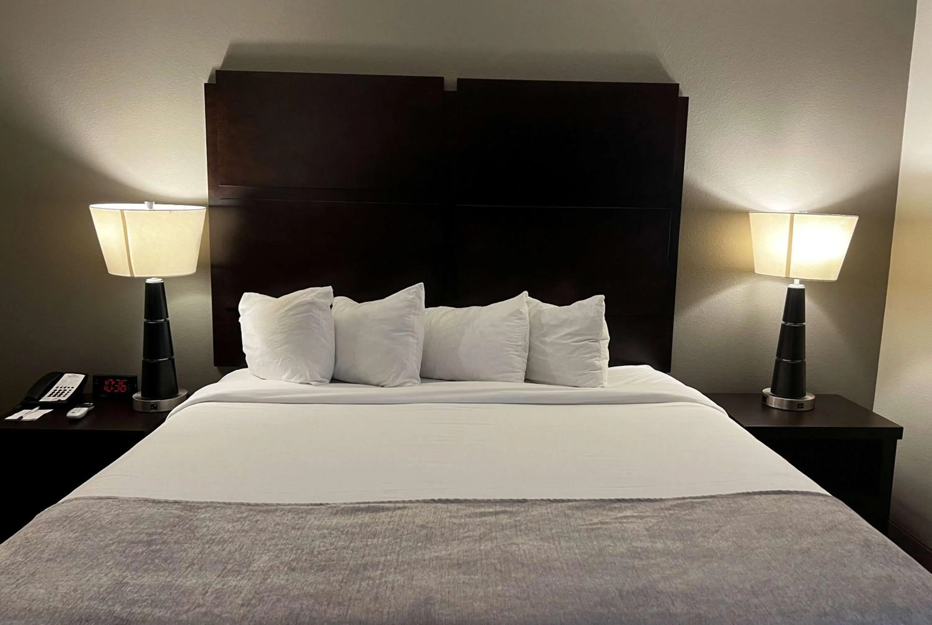 Photo of the whole room, Bed in Baymont by Wyndham College Station