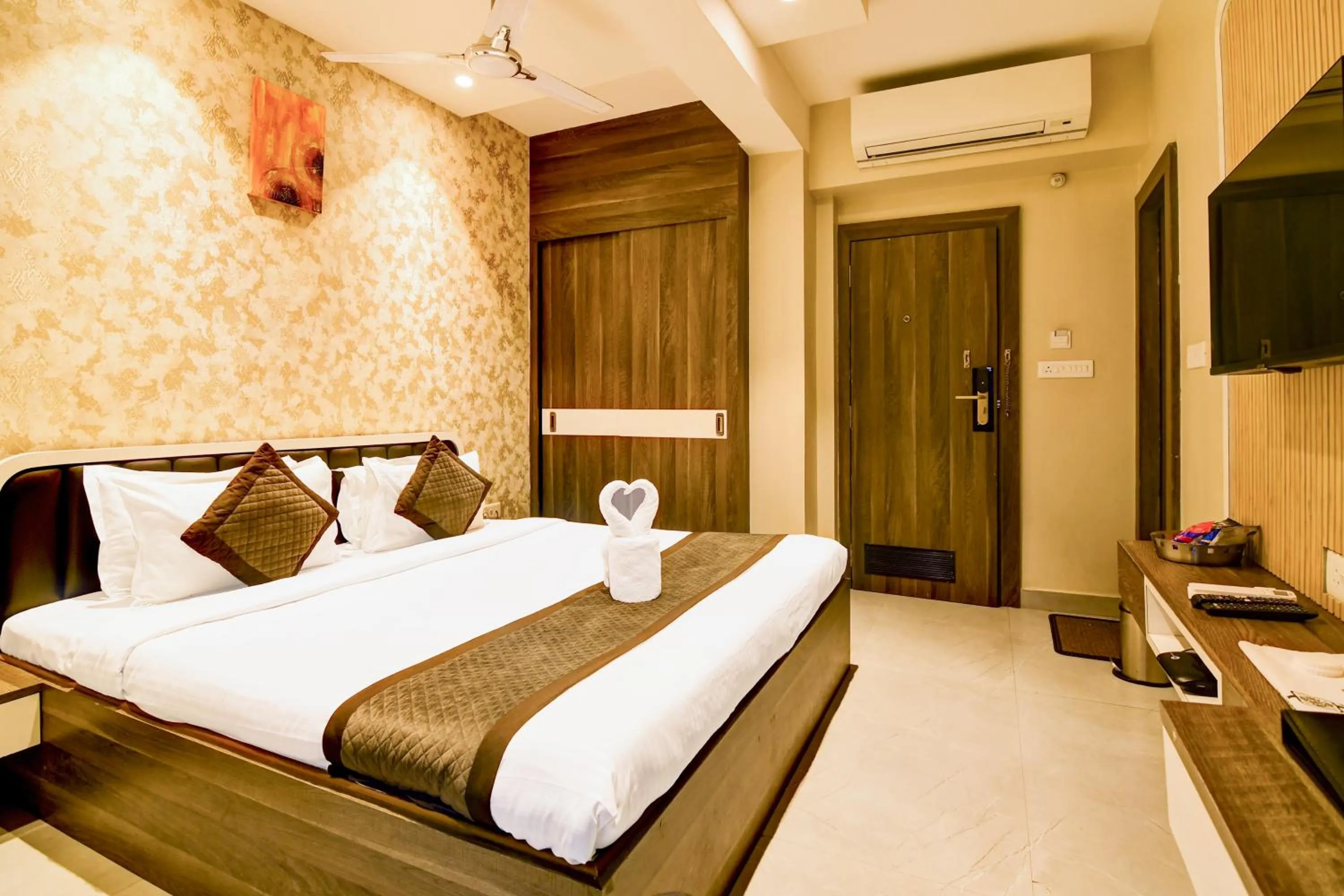 Bedroom, Bed in Urban Cliff A Boutique Hotel