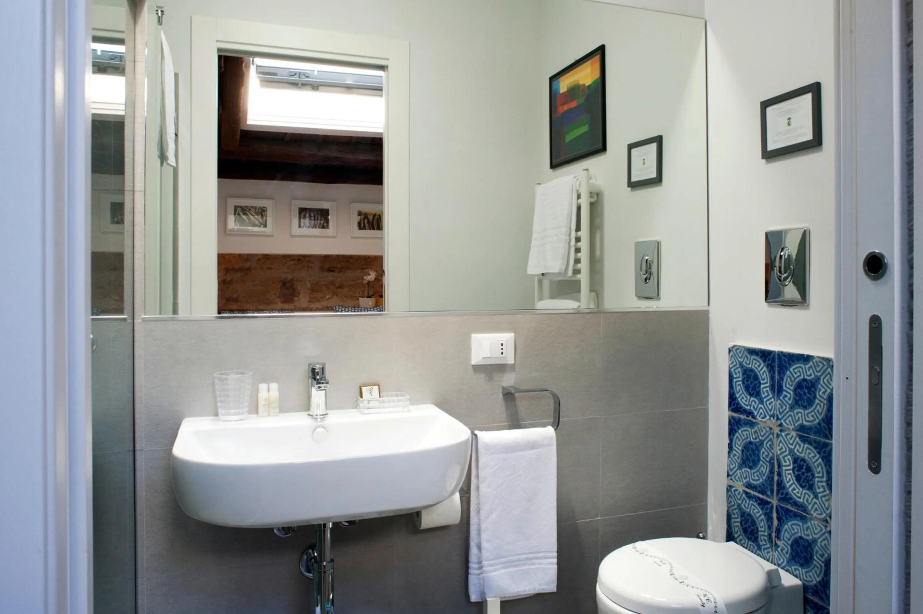 Bathroom in B&B Cannoli