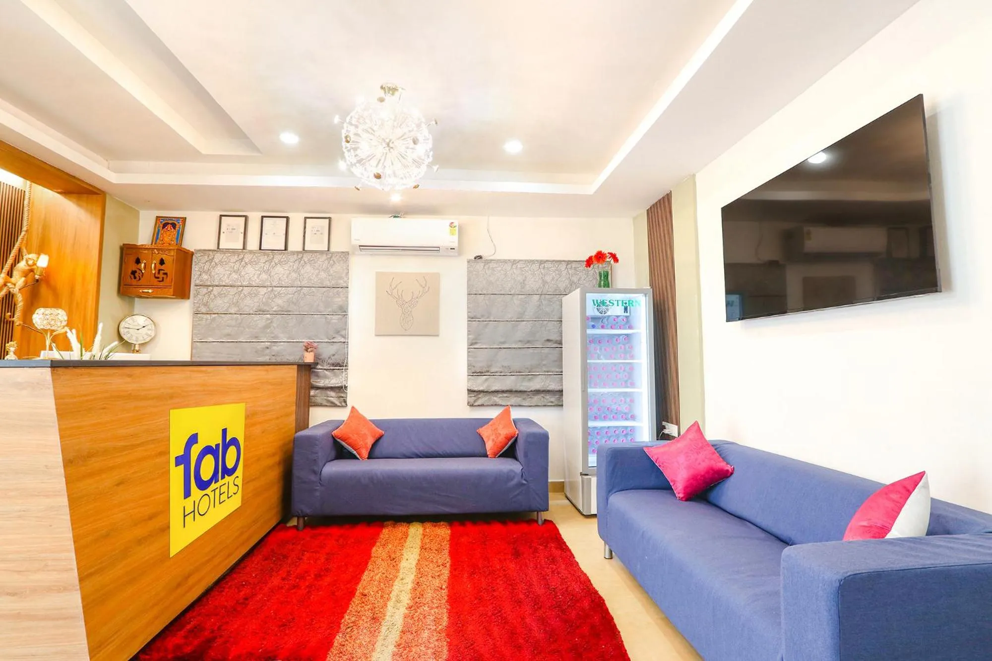 Lobby or reception in FabHotel Metro - Nr Secunderabad Railway Station