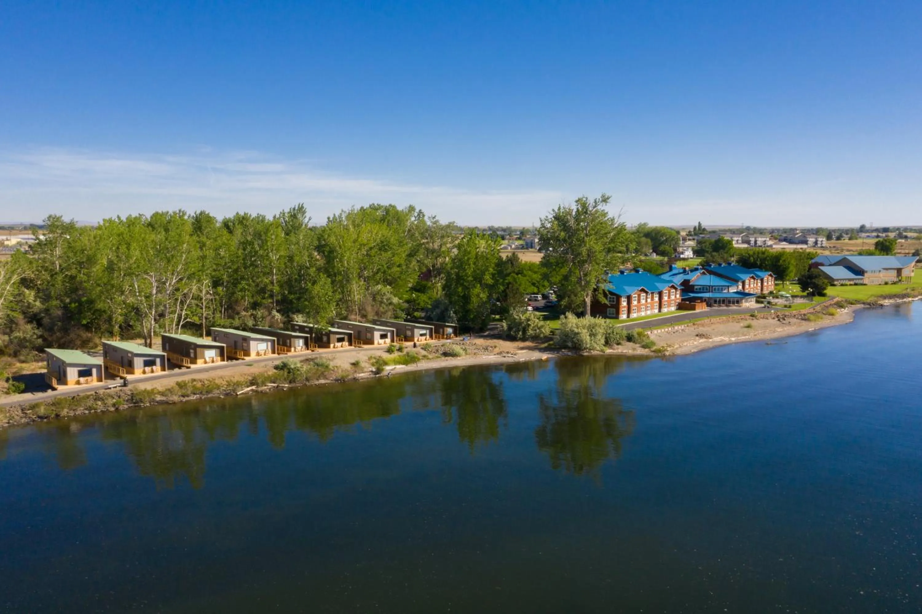 River Lodge and Cabins