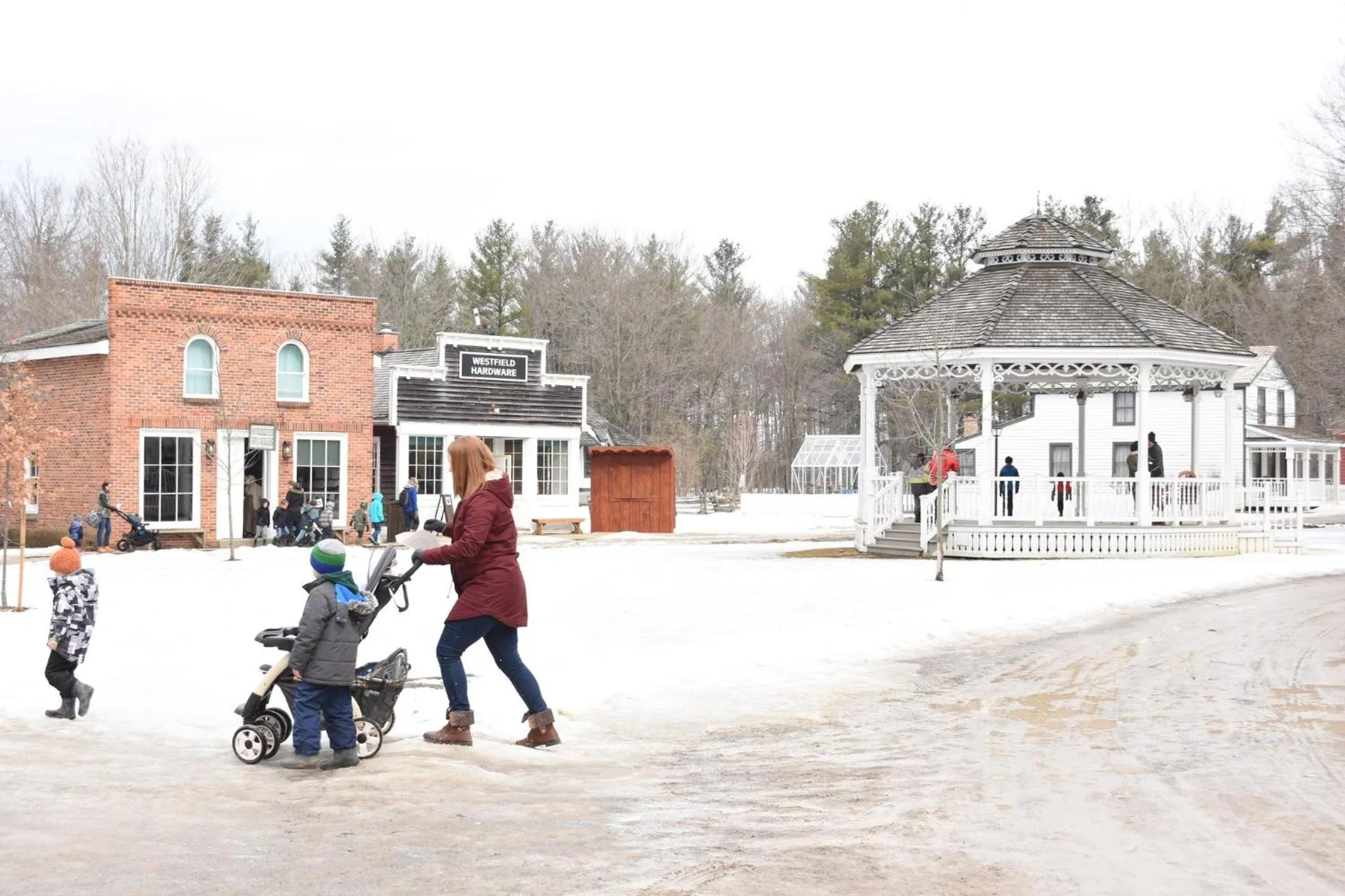 Area and facilities in Holiday Inn Express Hamilton - Upper James by IHG