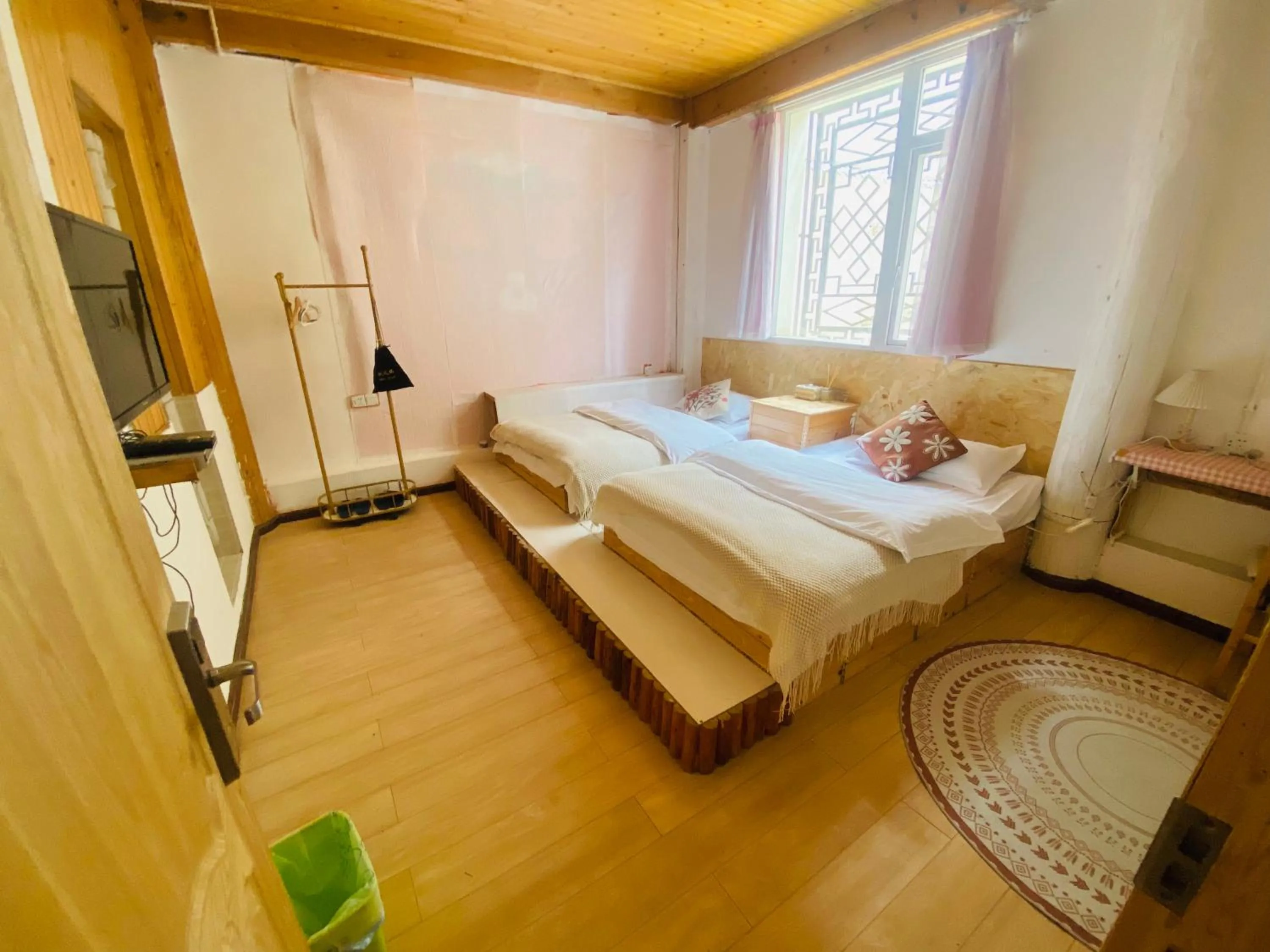 Bed in Shangri-La Chudengshuo Homestay楚登硕民宿
