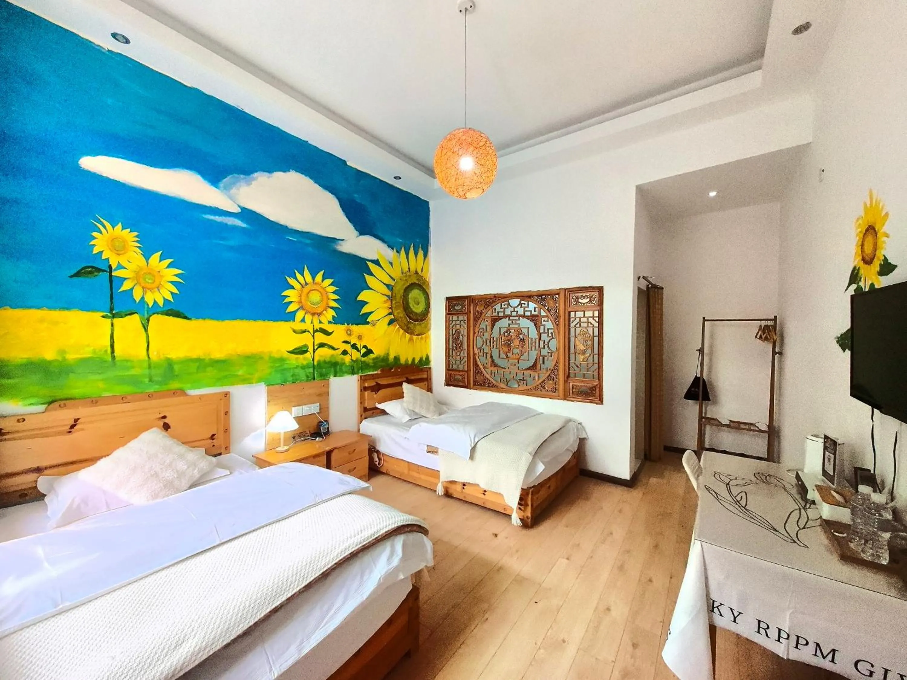 Bed in Shangri-La Chudengshuo Homestay楚登硕民宿