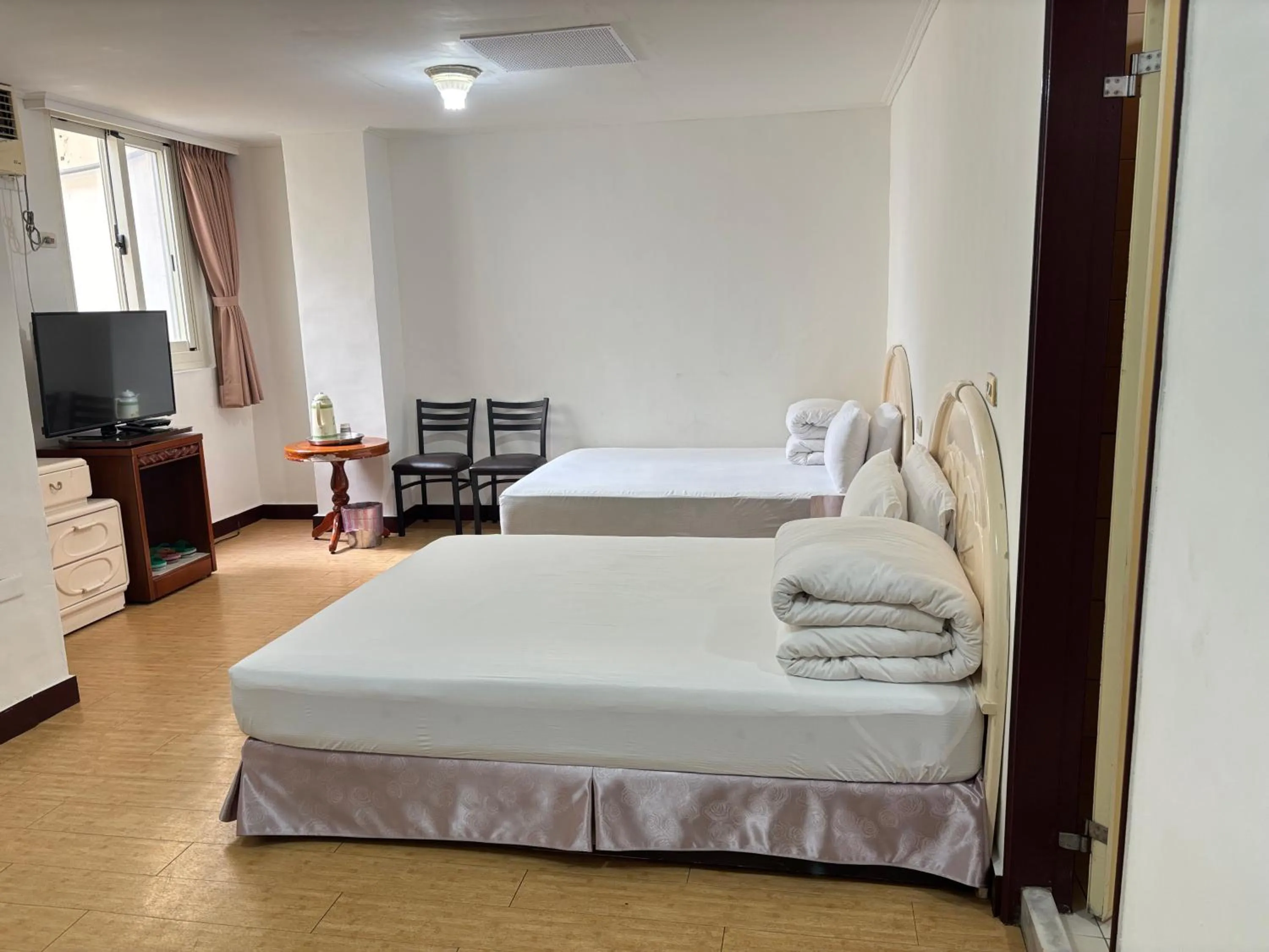 Bed in Chantai Hotel