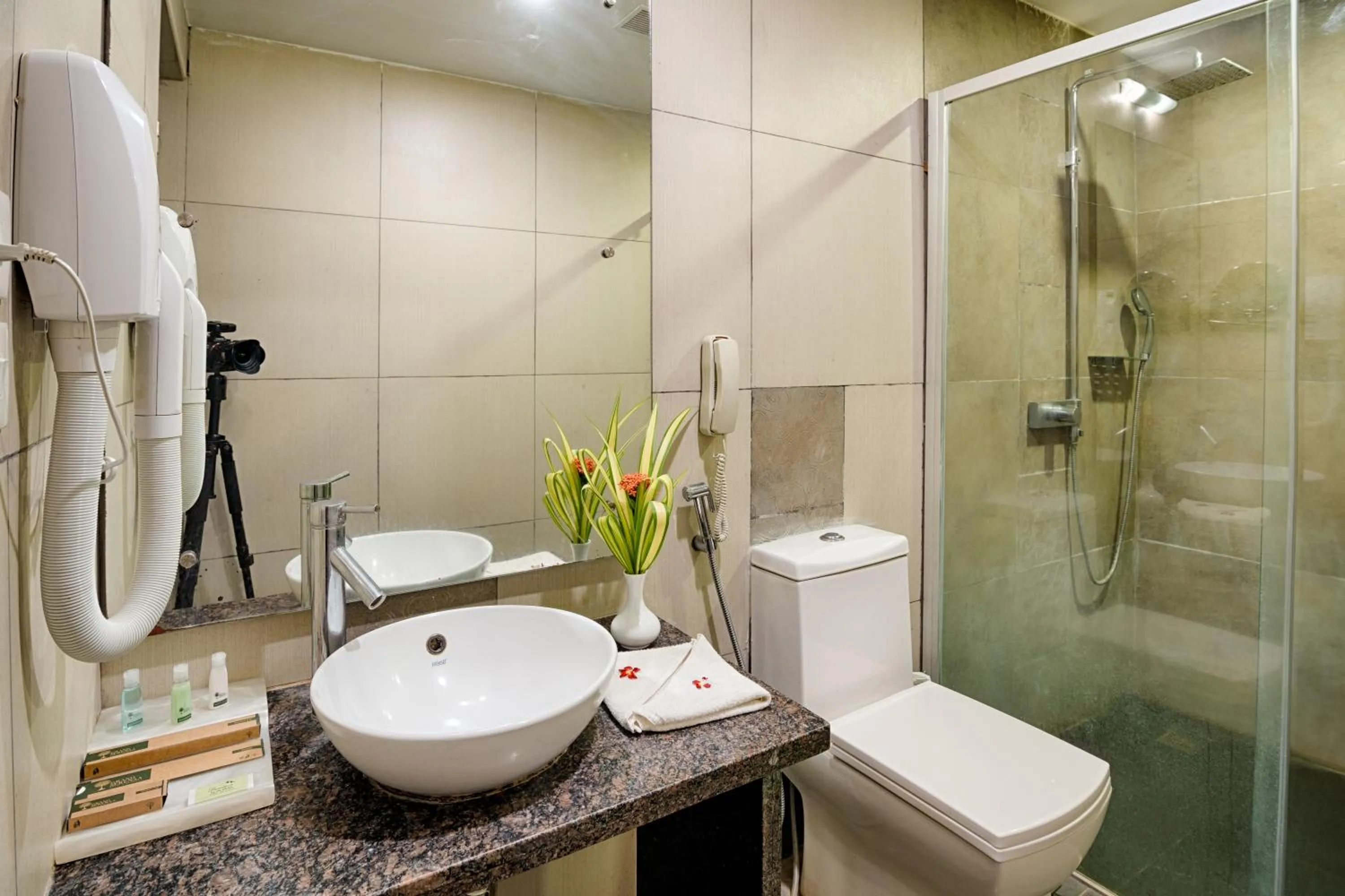 Shower in Grand Serenaa Hotel & Resorts, Auroville