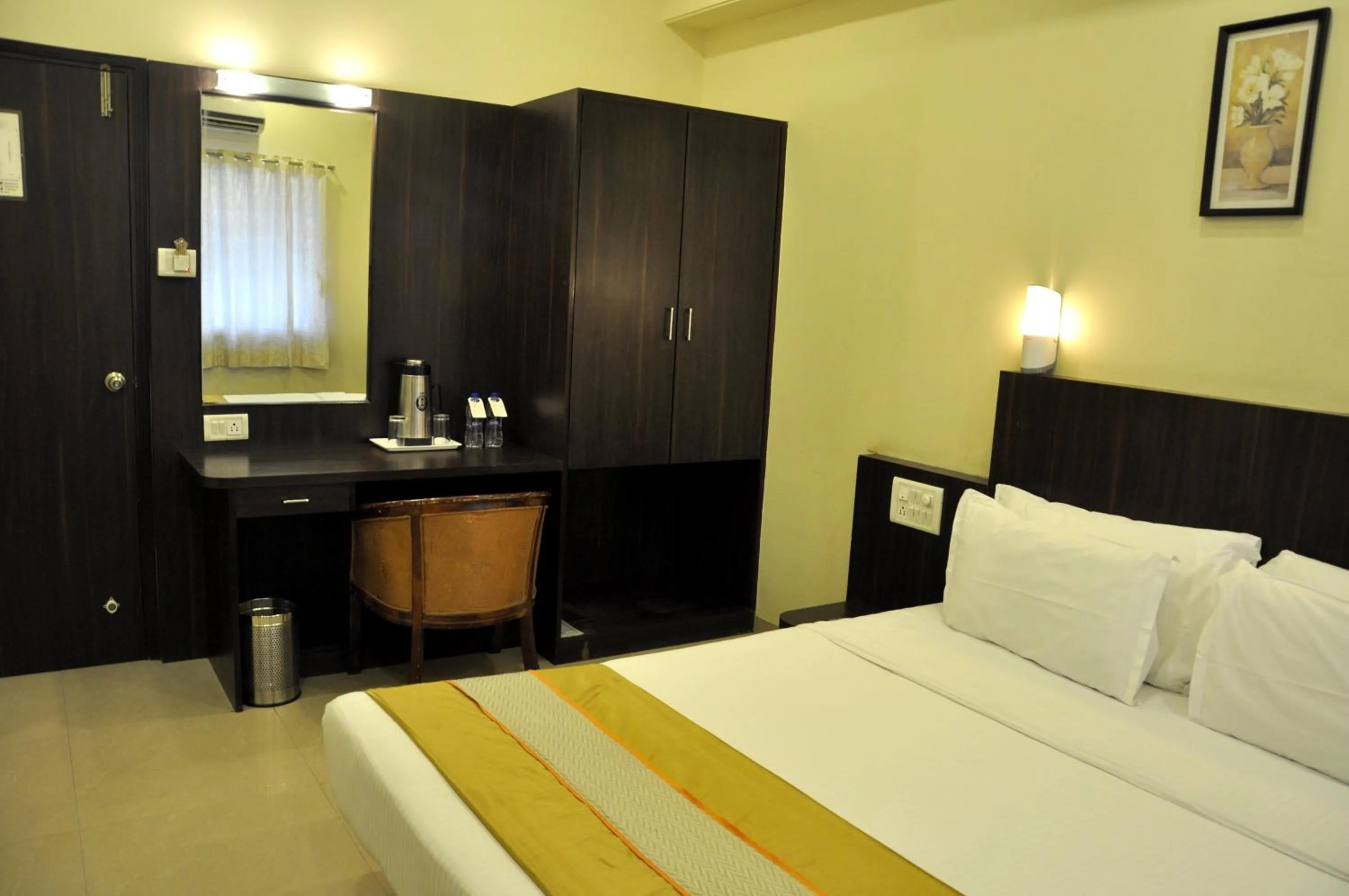 Bedroom, Bed in Hotel Atria, Kolhapur