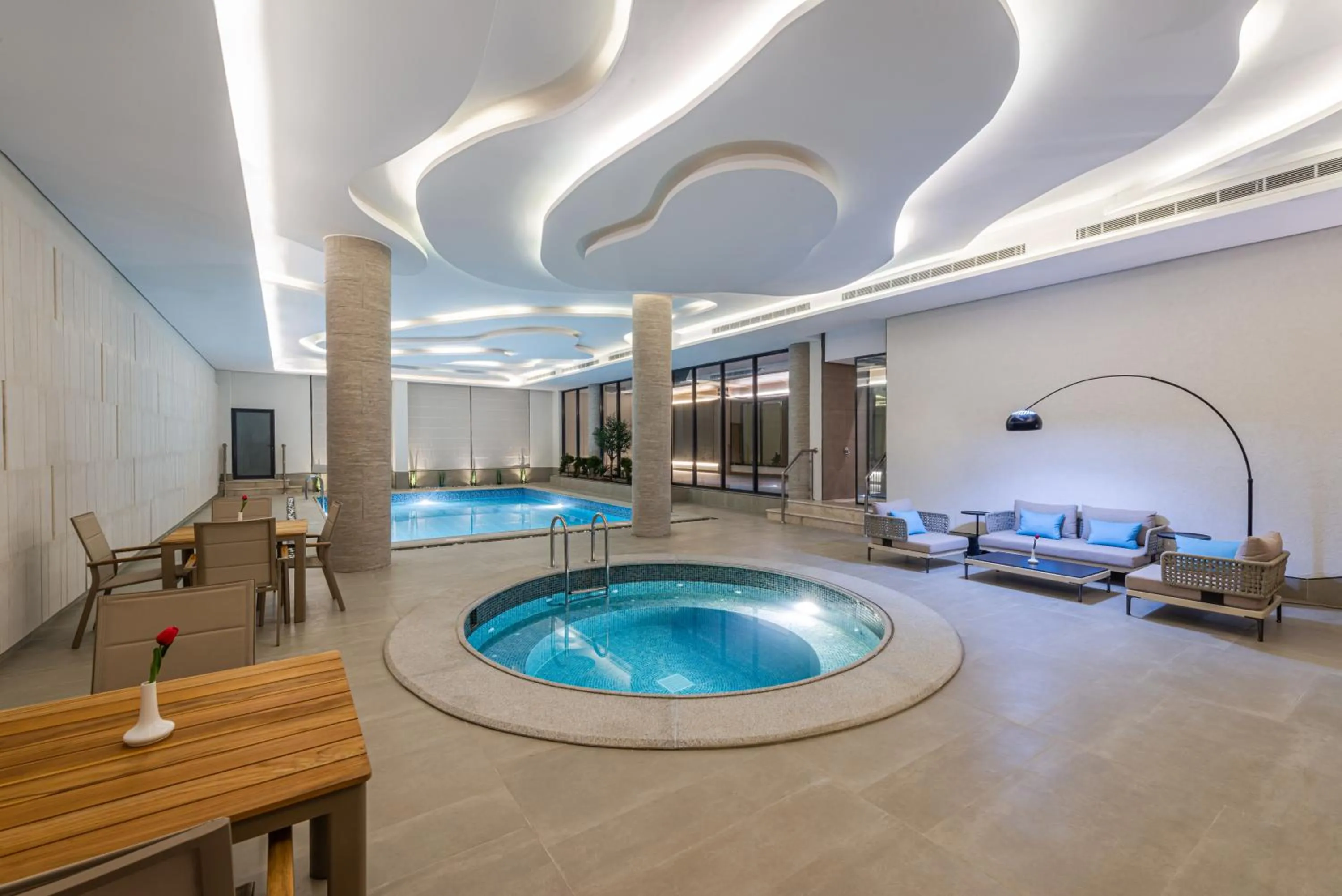 Hot Tub in Ewaa Express Hotel - Abha