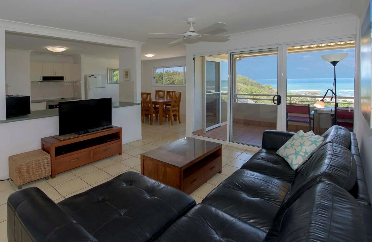 Living room in Samarinda Jewel by the Sea