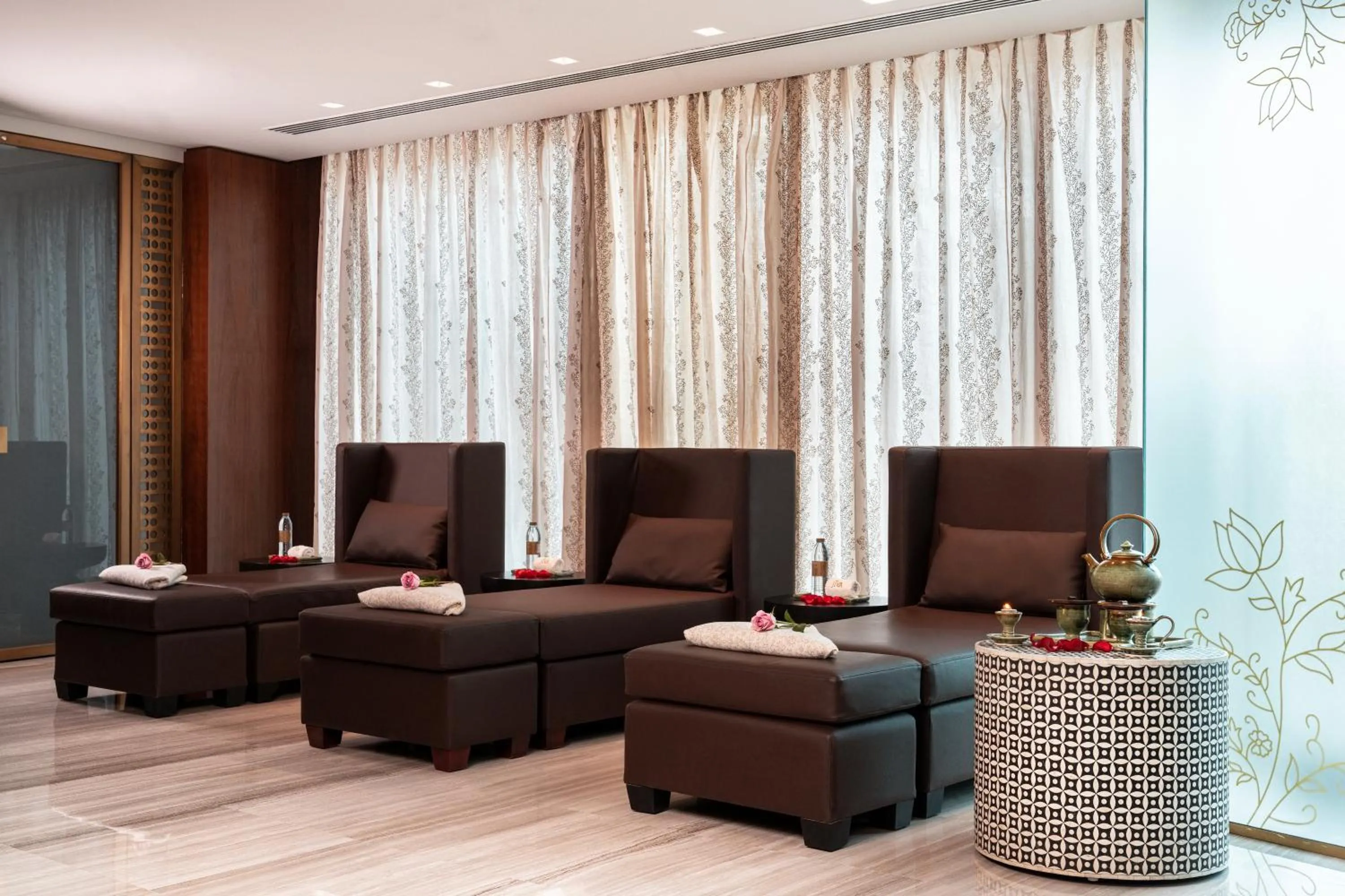 Massage in Taj Dubai