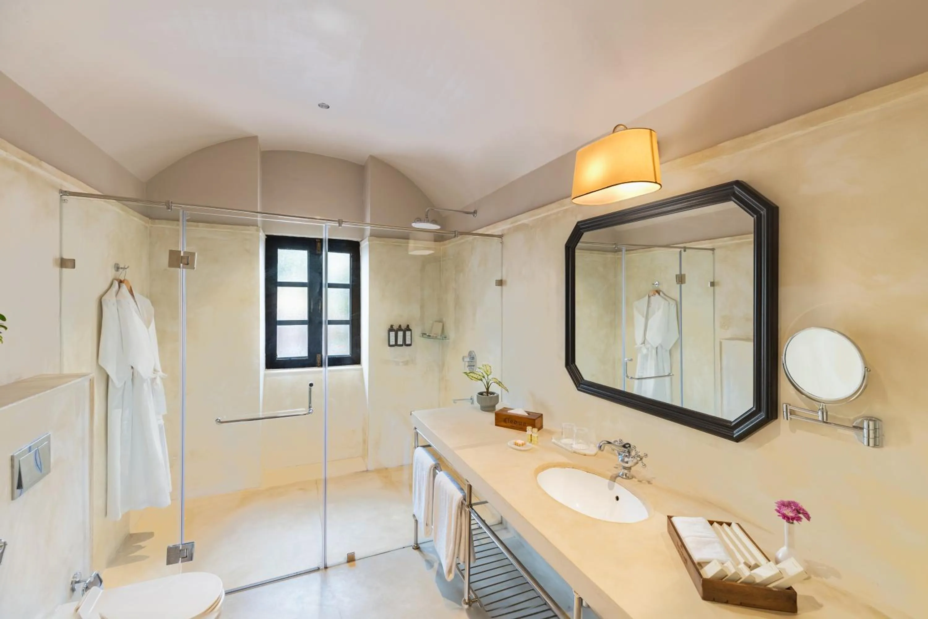 Bathroom in Daulatgarh Resort