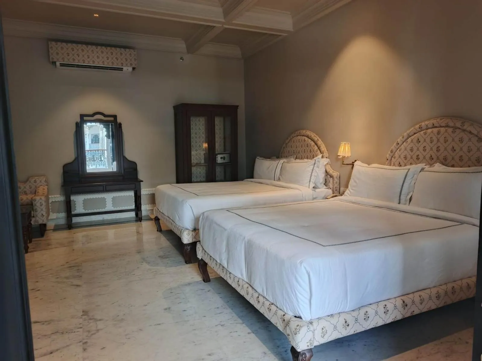 Bed in Daulatgarh Resort