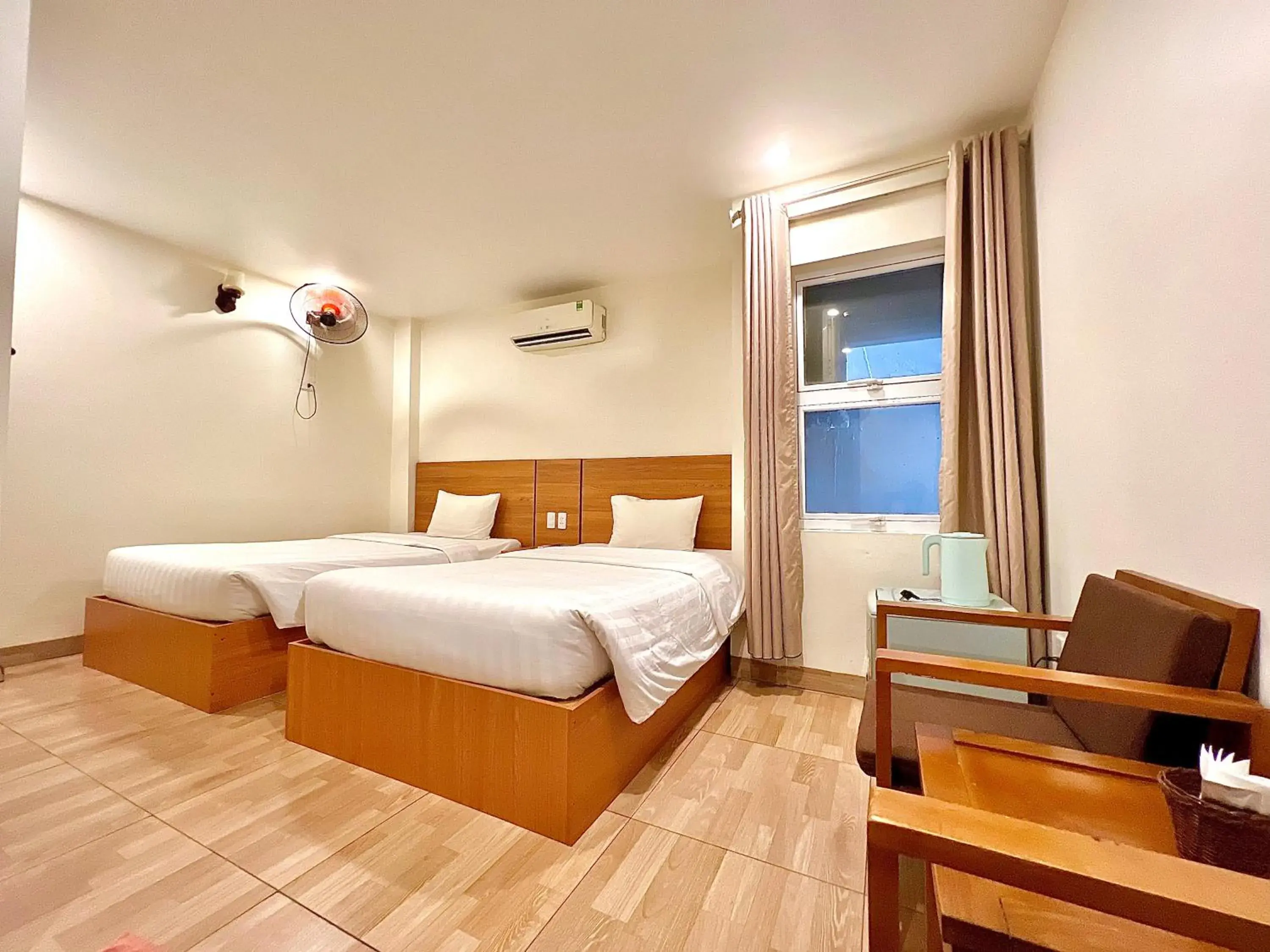 Superior Twin Room in Dragon Airport Hotel Superior Twin Room in Dragon Airport Hotel