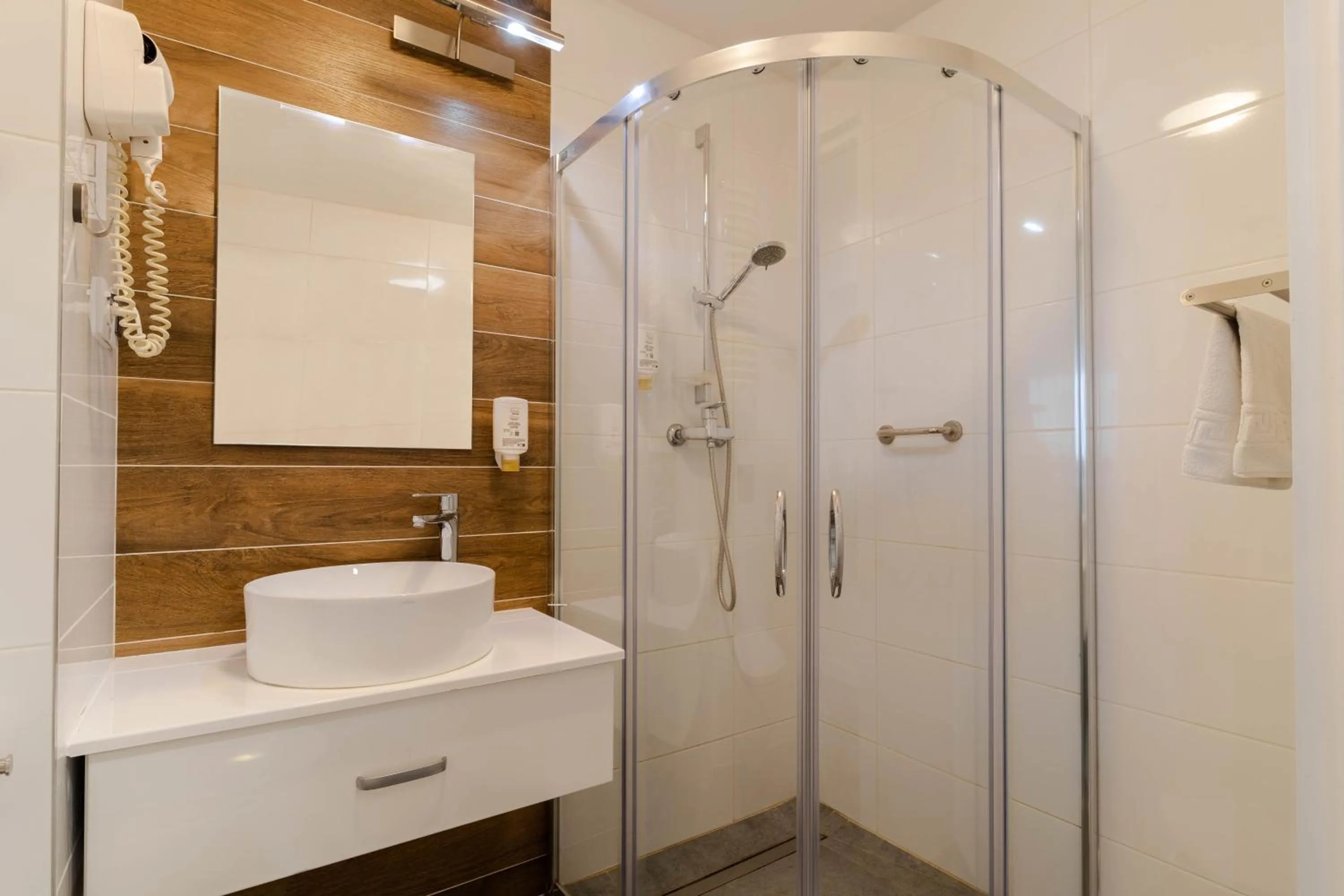 Shower in Hotel Nafta Krosno