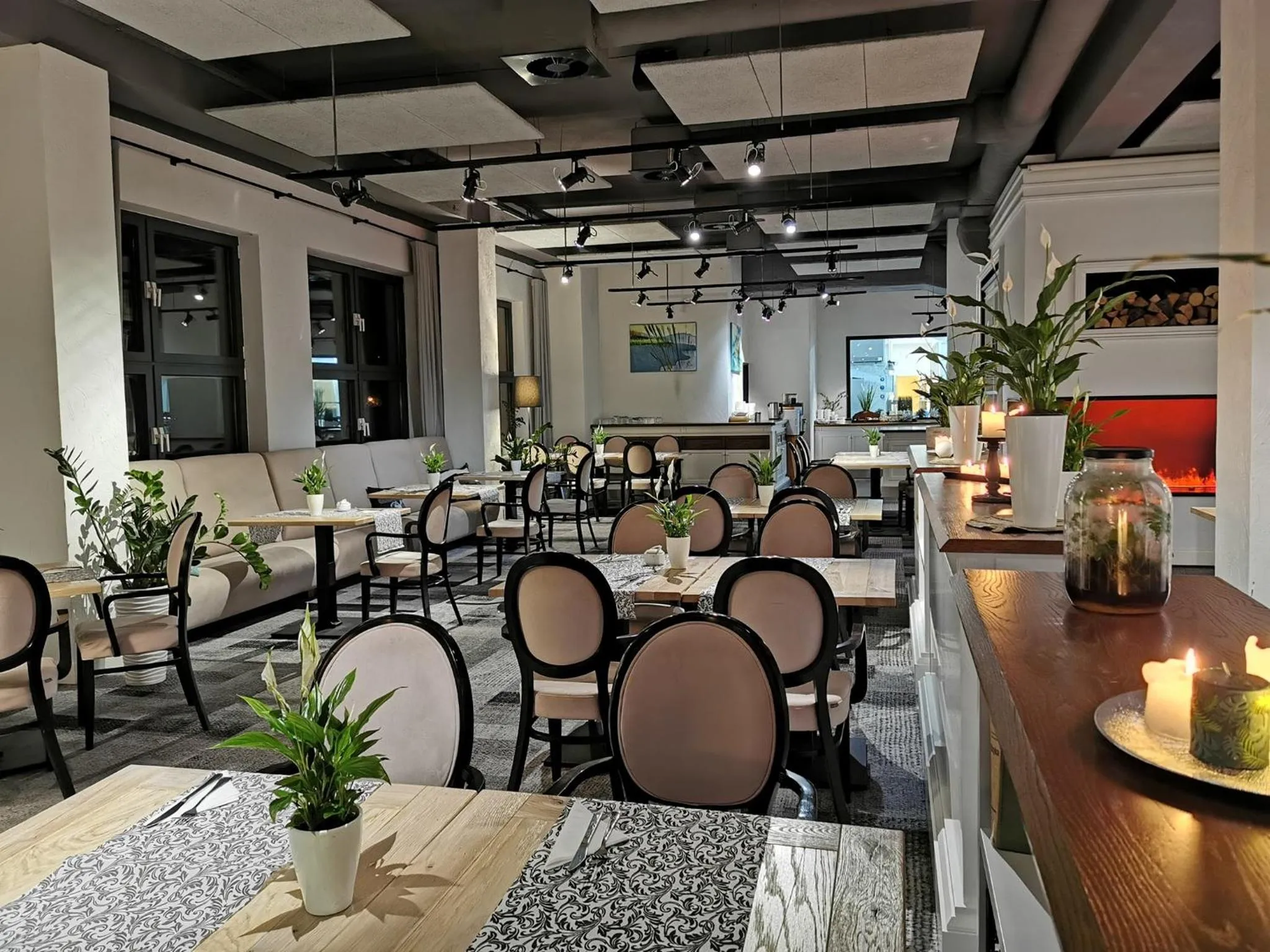 Restaurant/places to eat in Hotel Nafta Krosno