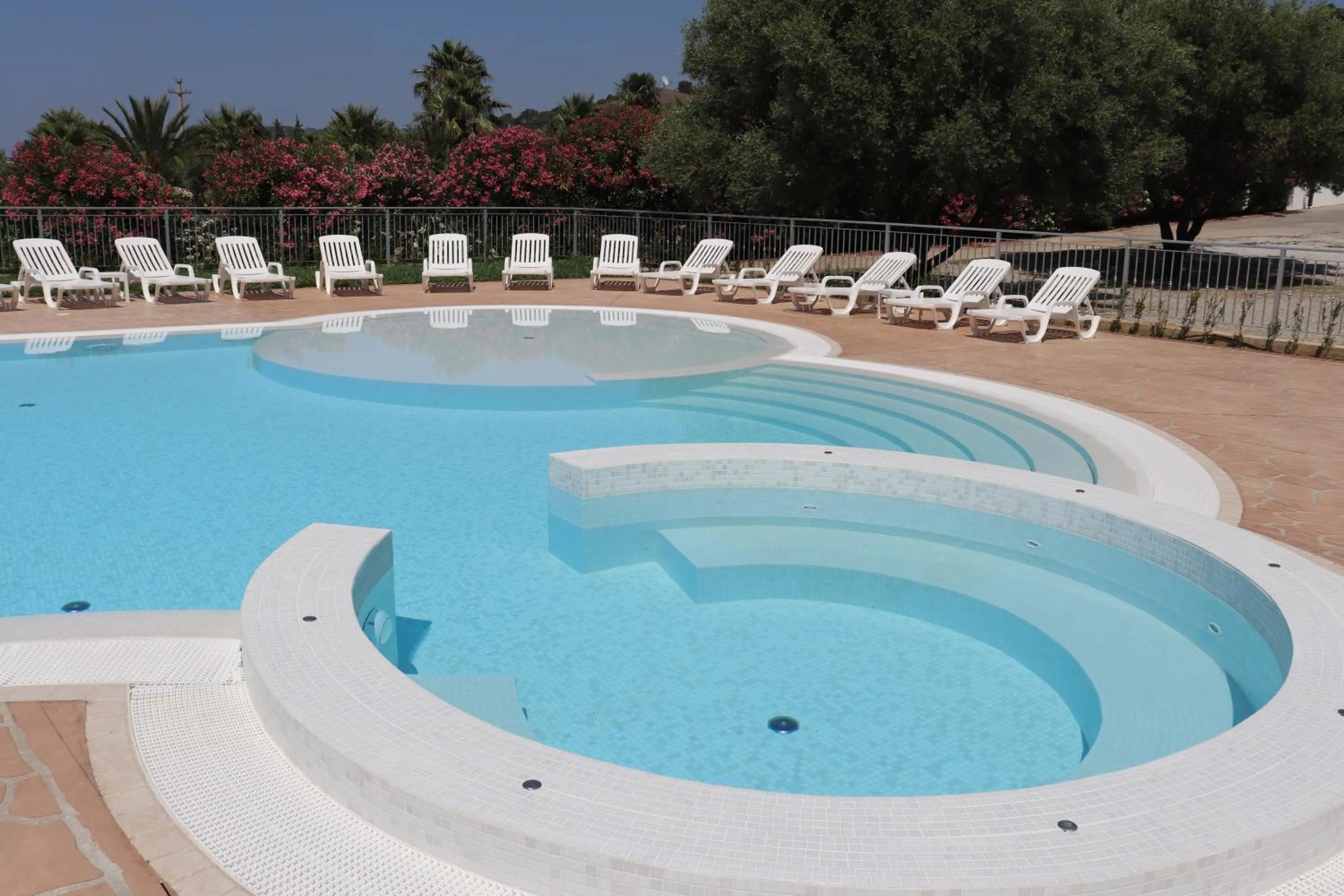 Hot Tub in Happy Days