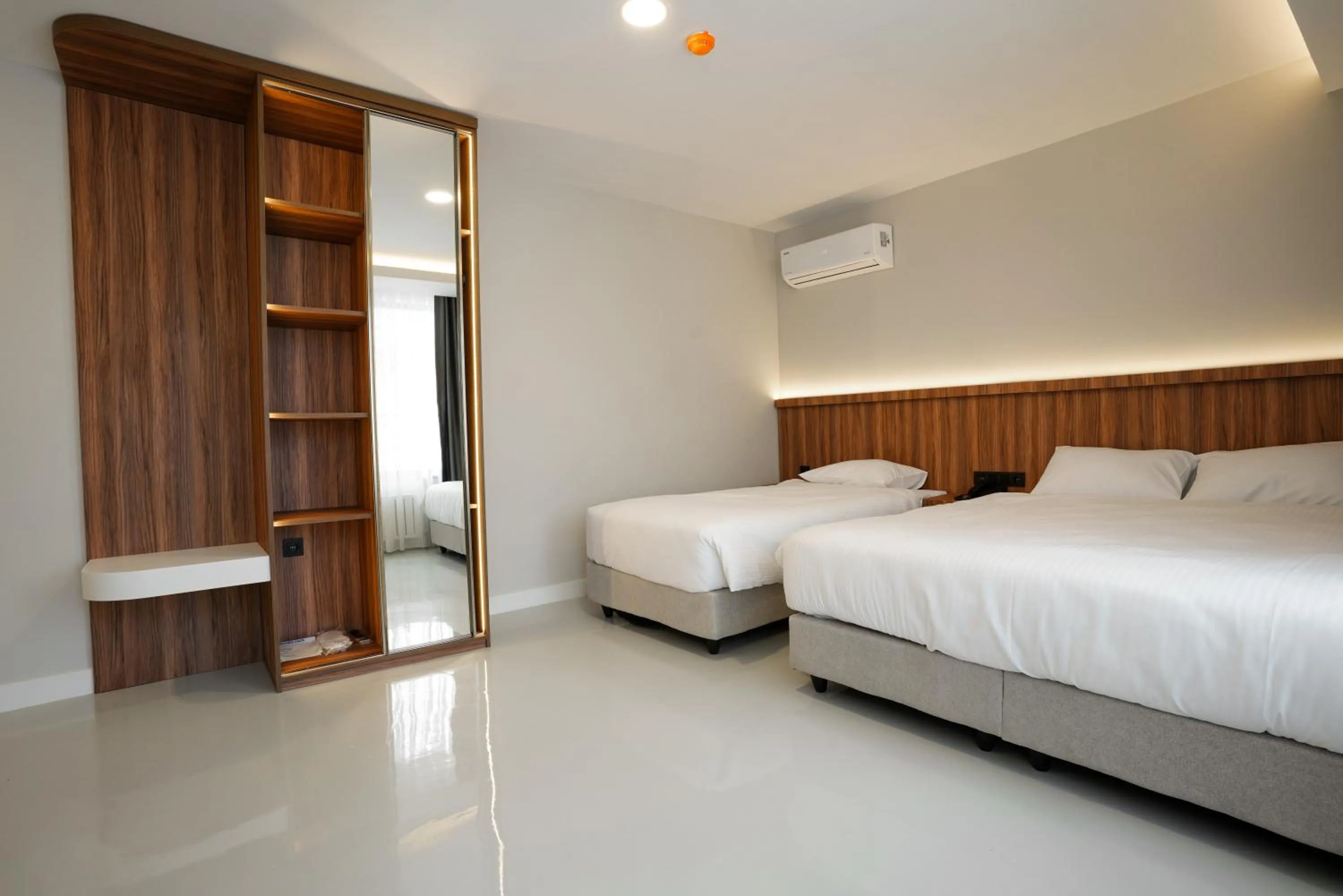 Bed in Joyful Hotel By Gnl