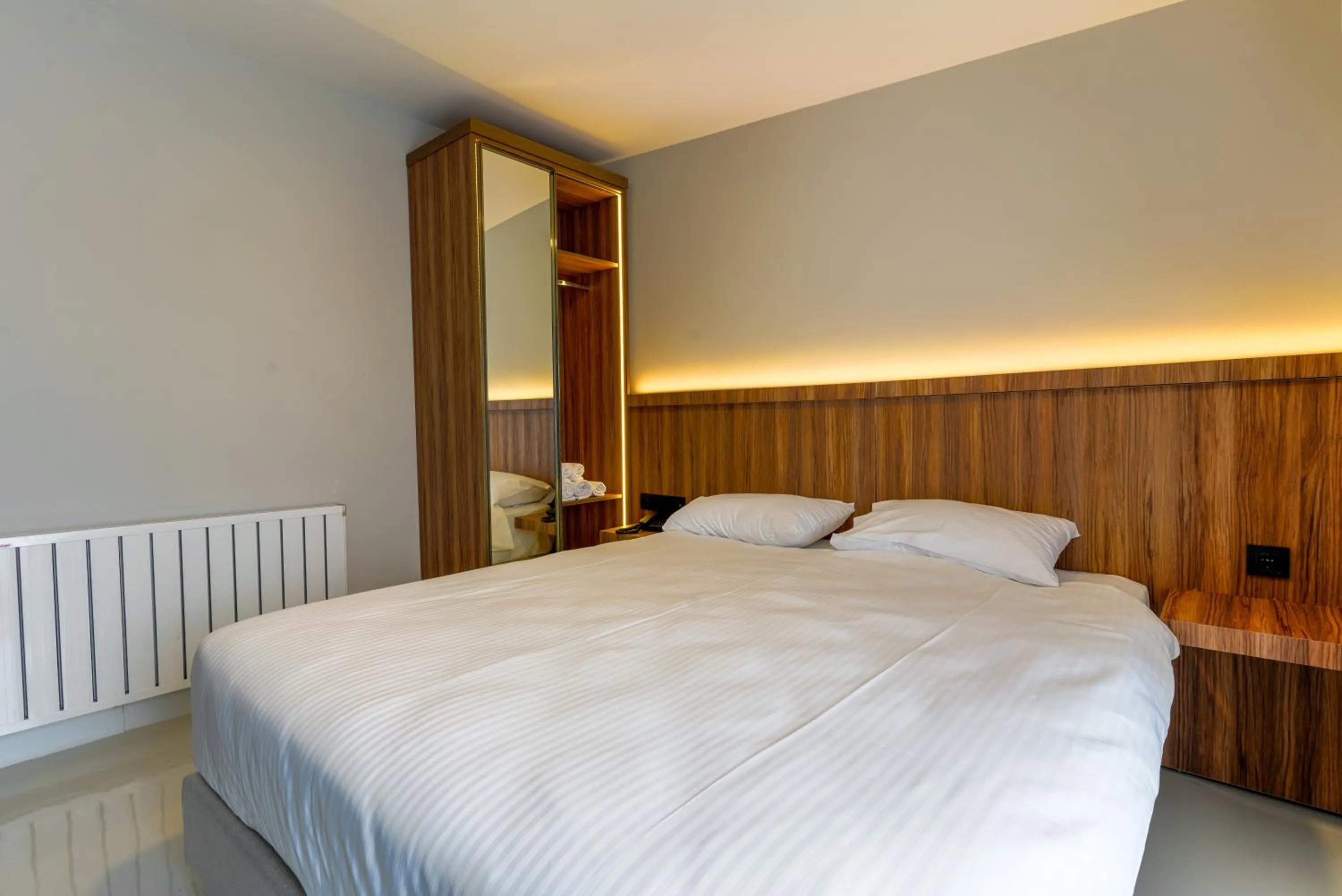 Bed in Joyful Hotel By Gnl