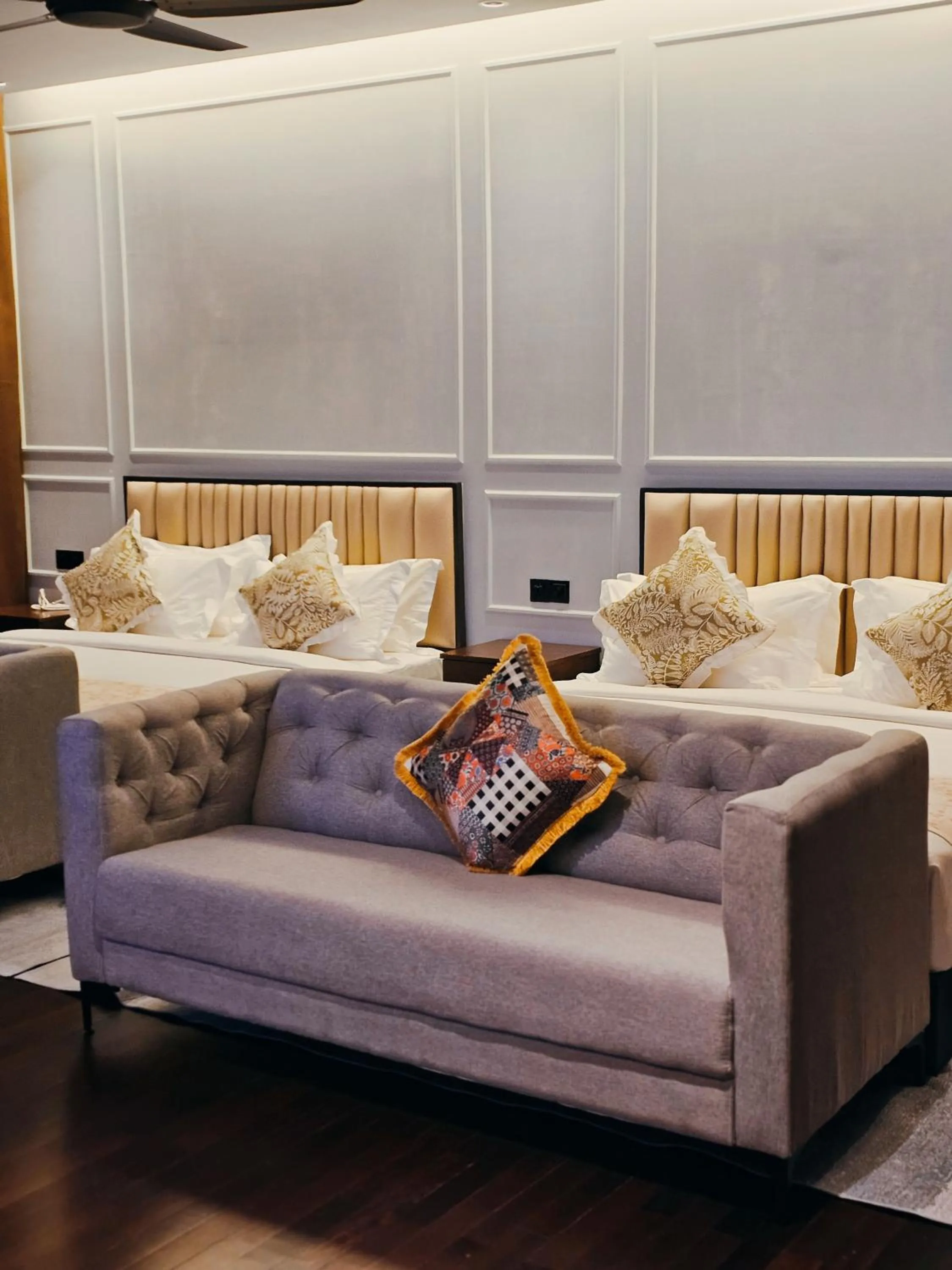 The Palm Suite at Lava Mansion