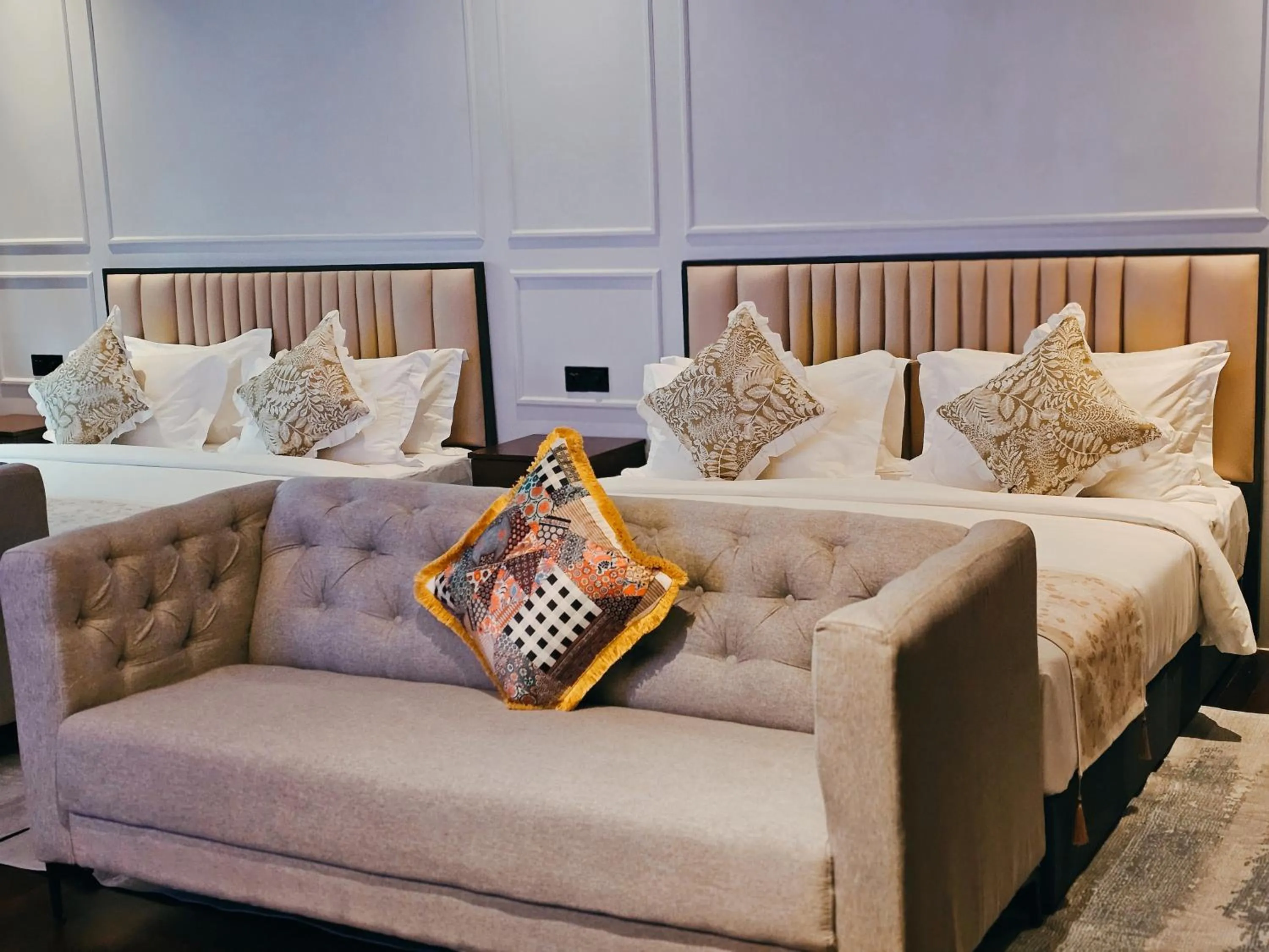 The Palm Suite at Lava Mansion