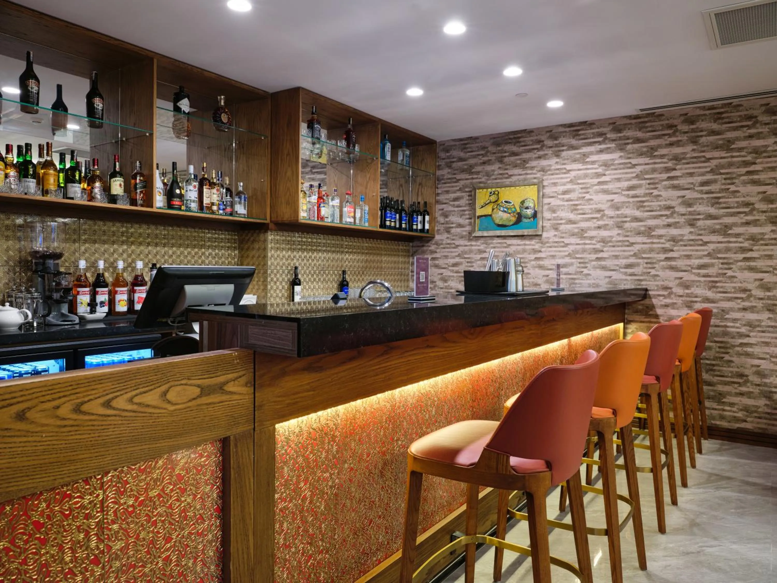 Lounge or bar in The Central Point Hotel Baku