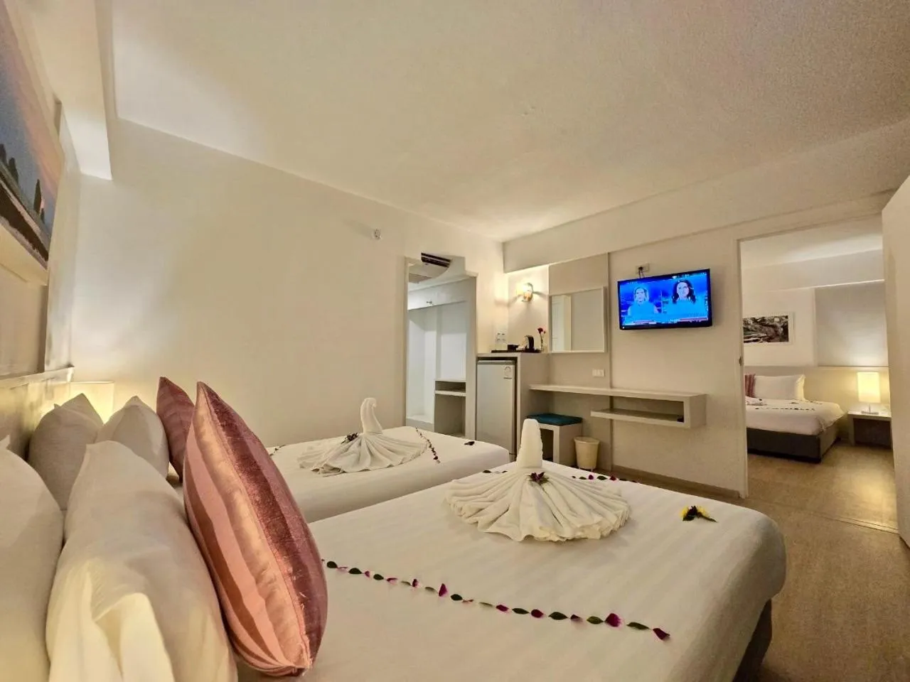 Bed in ON Hotel Phuket - SHA