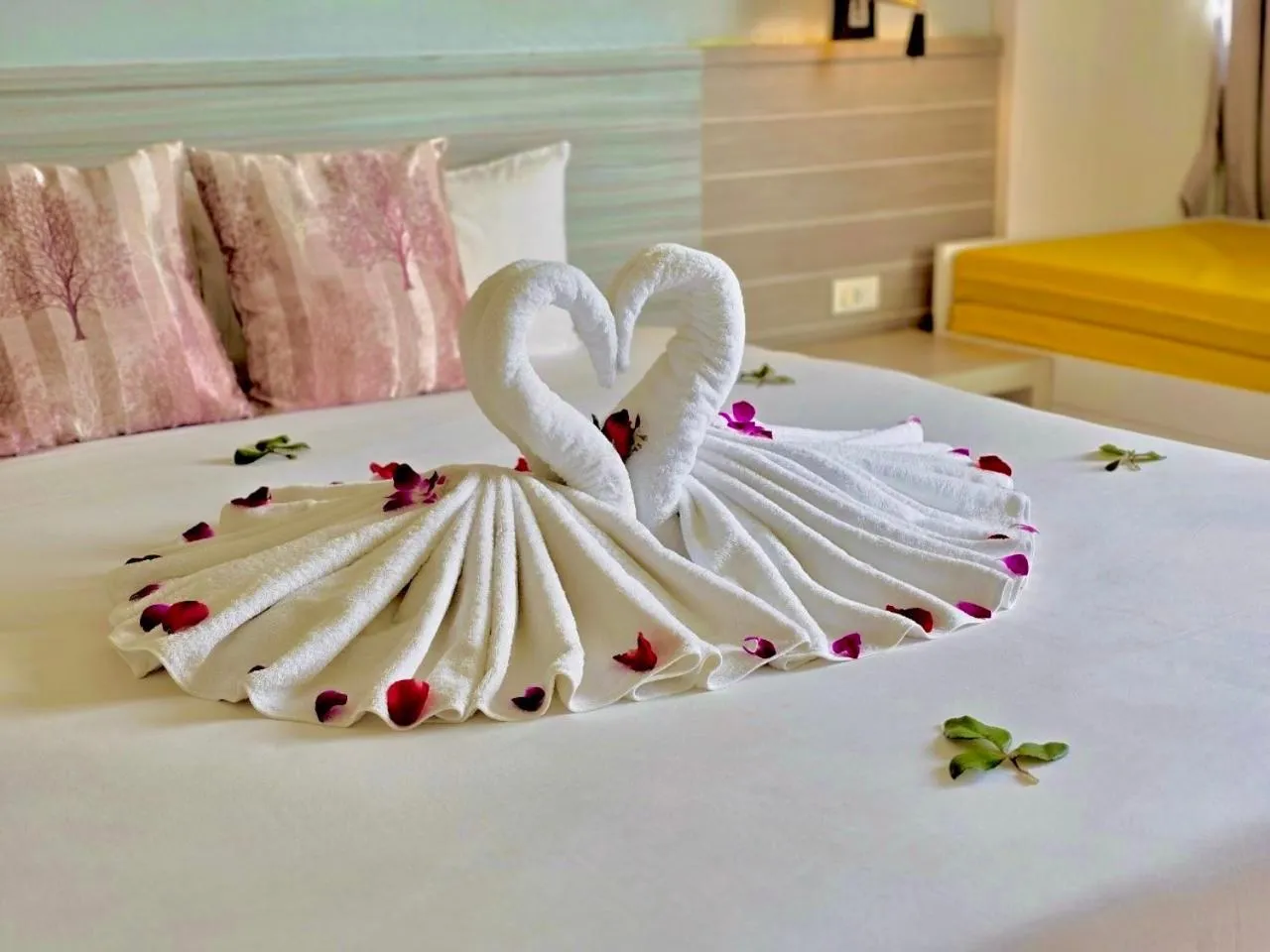 Bed in ON Hotel Phuket - SHA