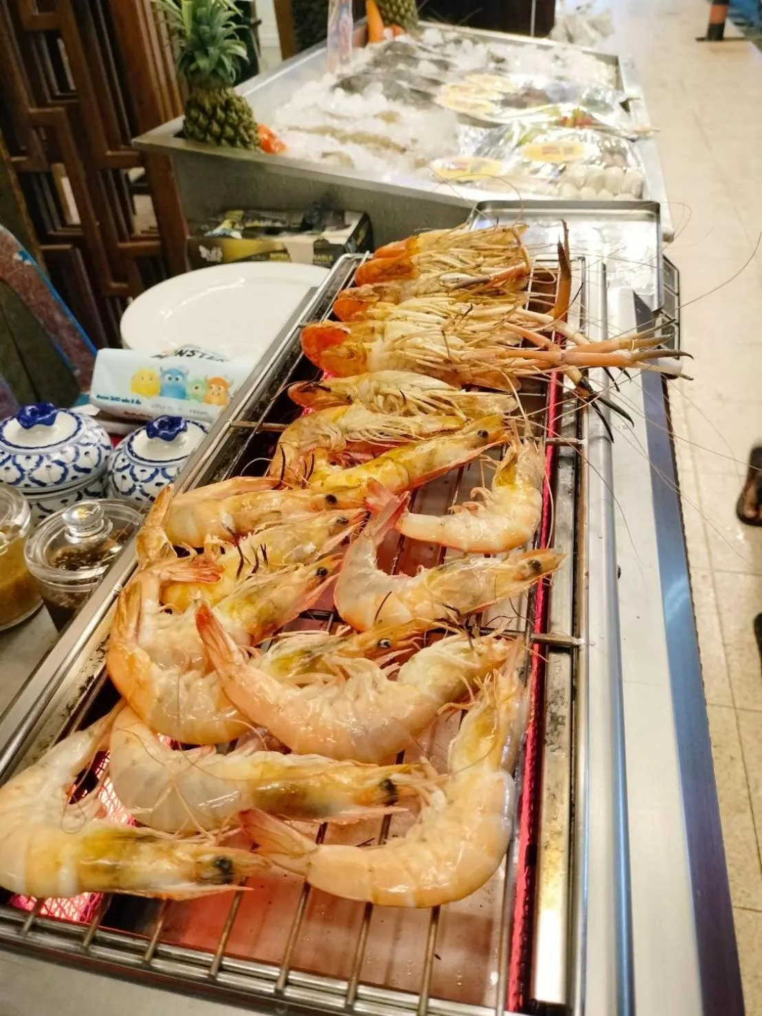 Food and drinks in ON Hotel Phuket - SHA