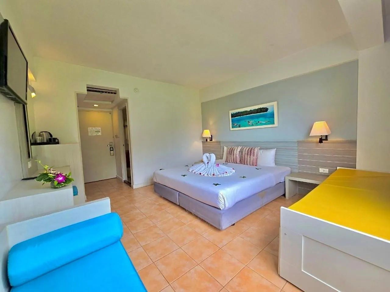 Bedroom, Bed in ON Hotel Phuket - SHA