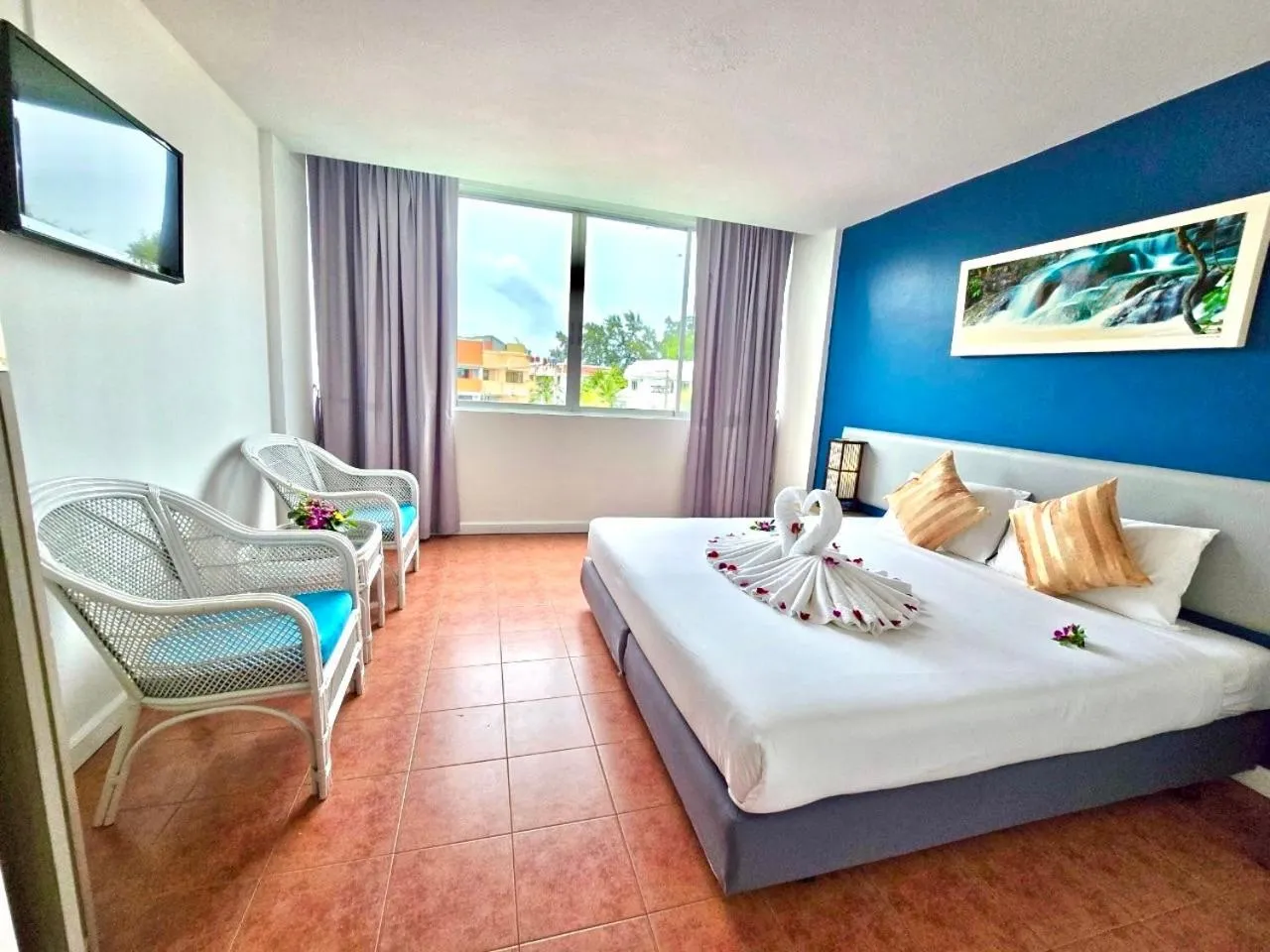 Bedroom, Bed in ON Hotel Phuket - SHA