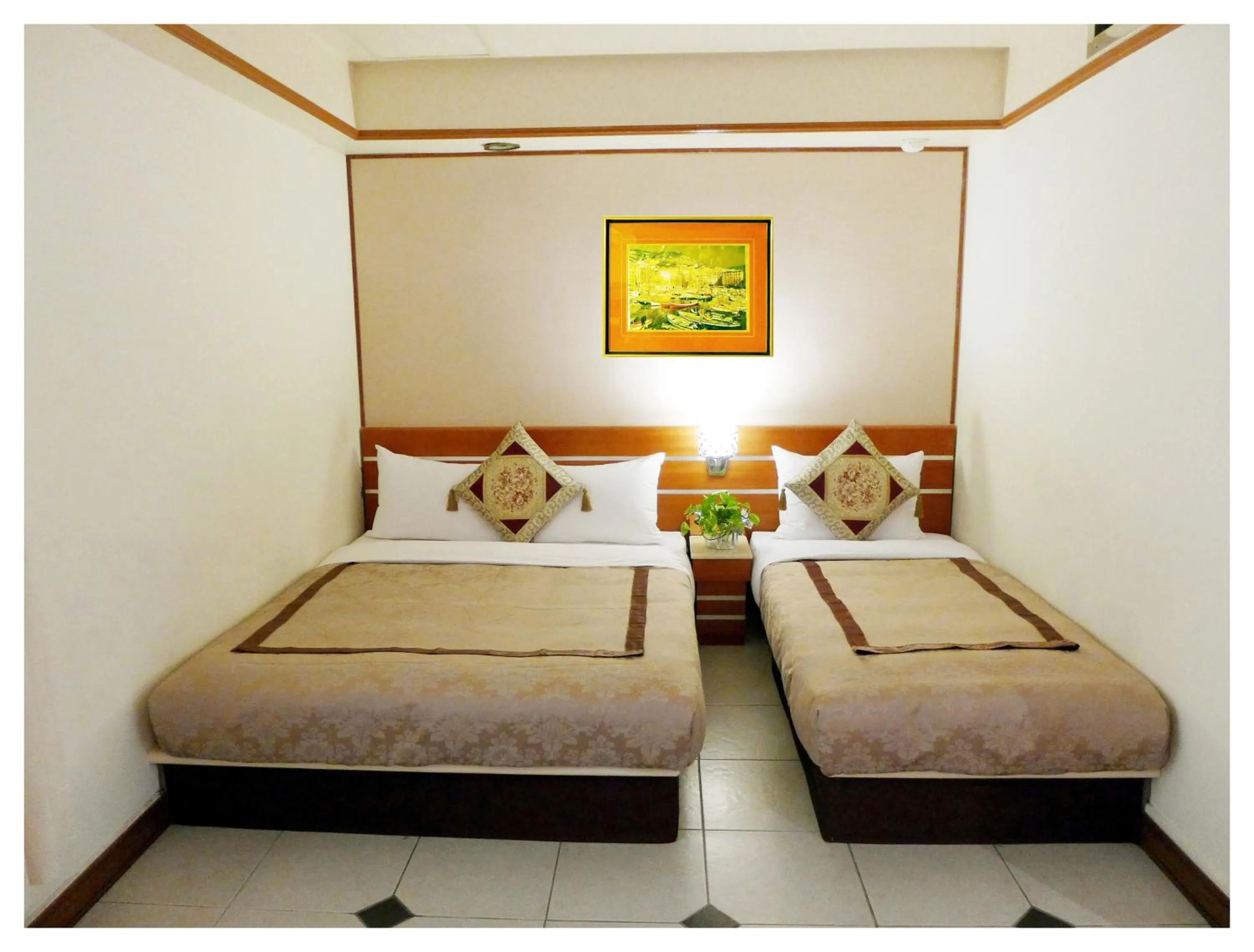 Bed in Hua Guo Hotel