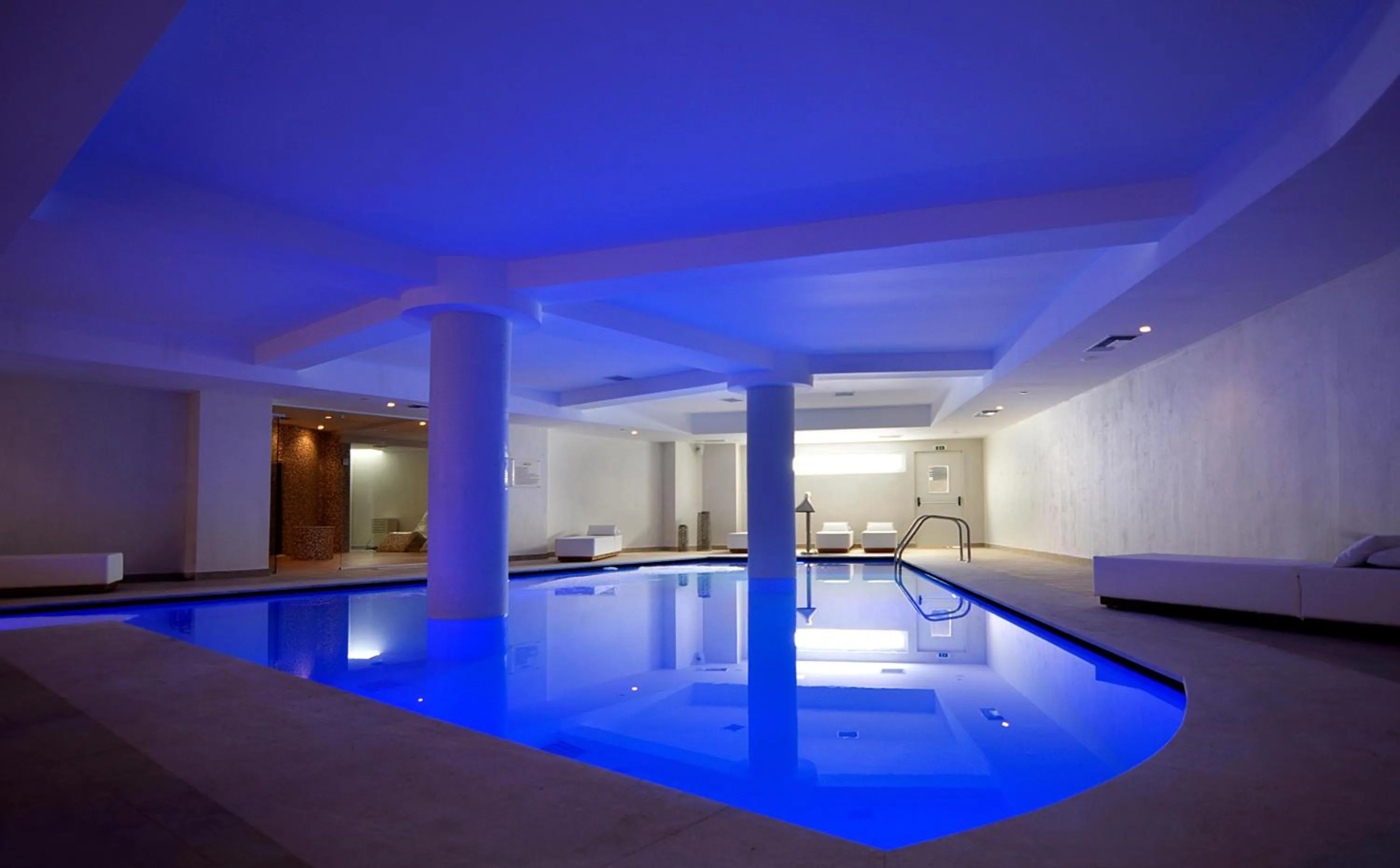 Swimming pool in Insula Alba Resort & Spa (Adults Only)
