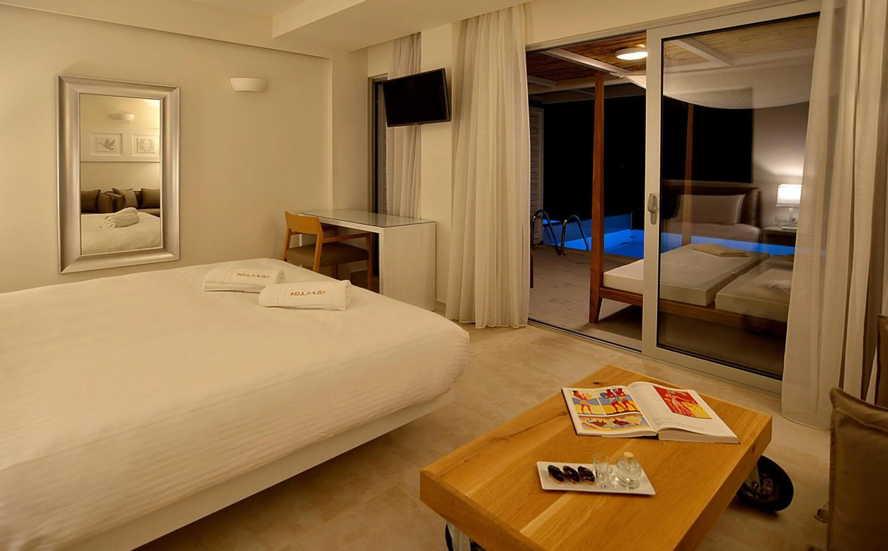 Photo of the whole room, Bed in Insula Alba Resort & Spa (Adults Only)