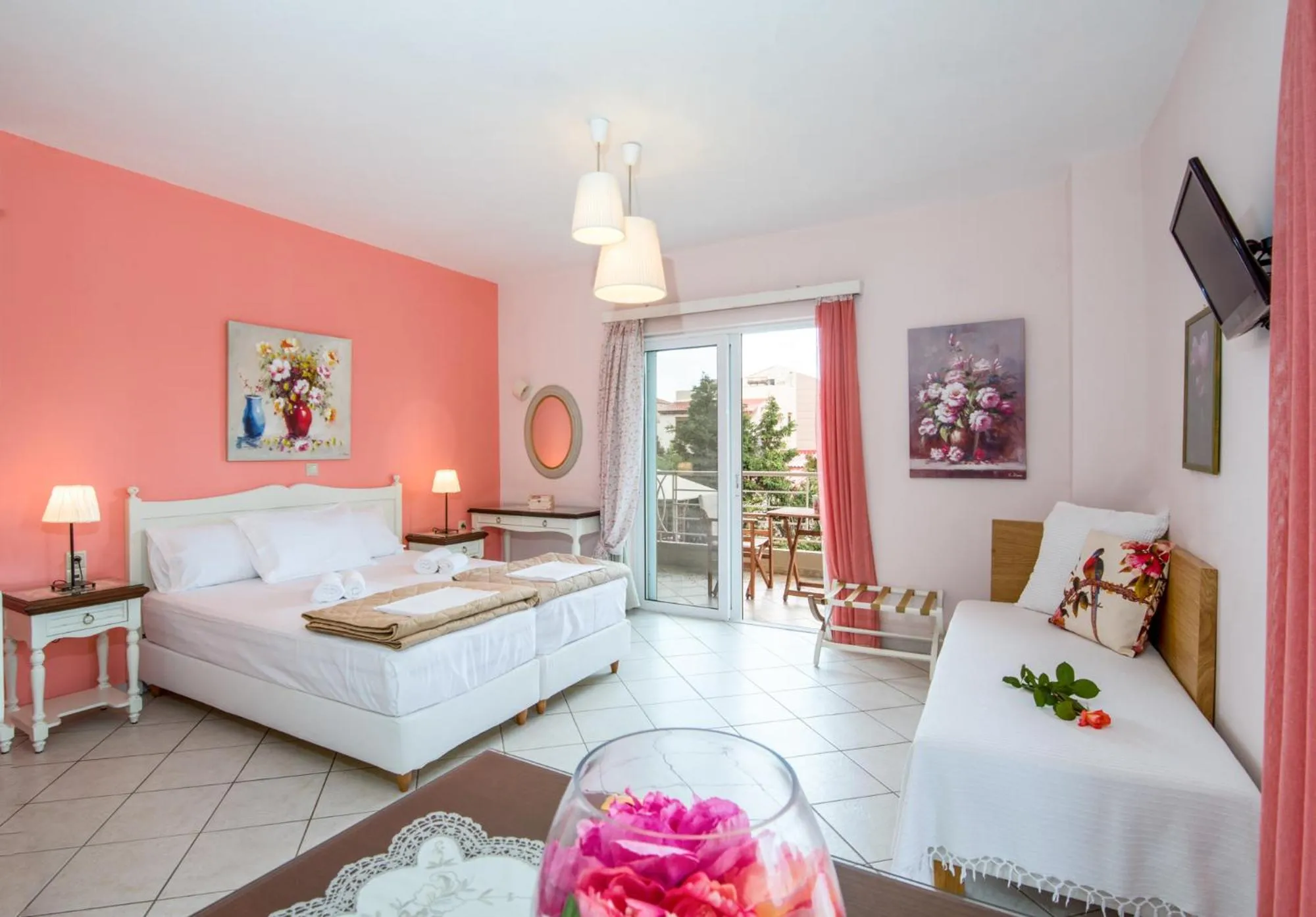 Photo of the whole room, Bed in Stamatakis Boutique Studios