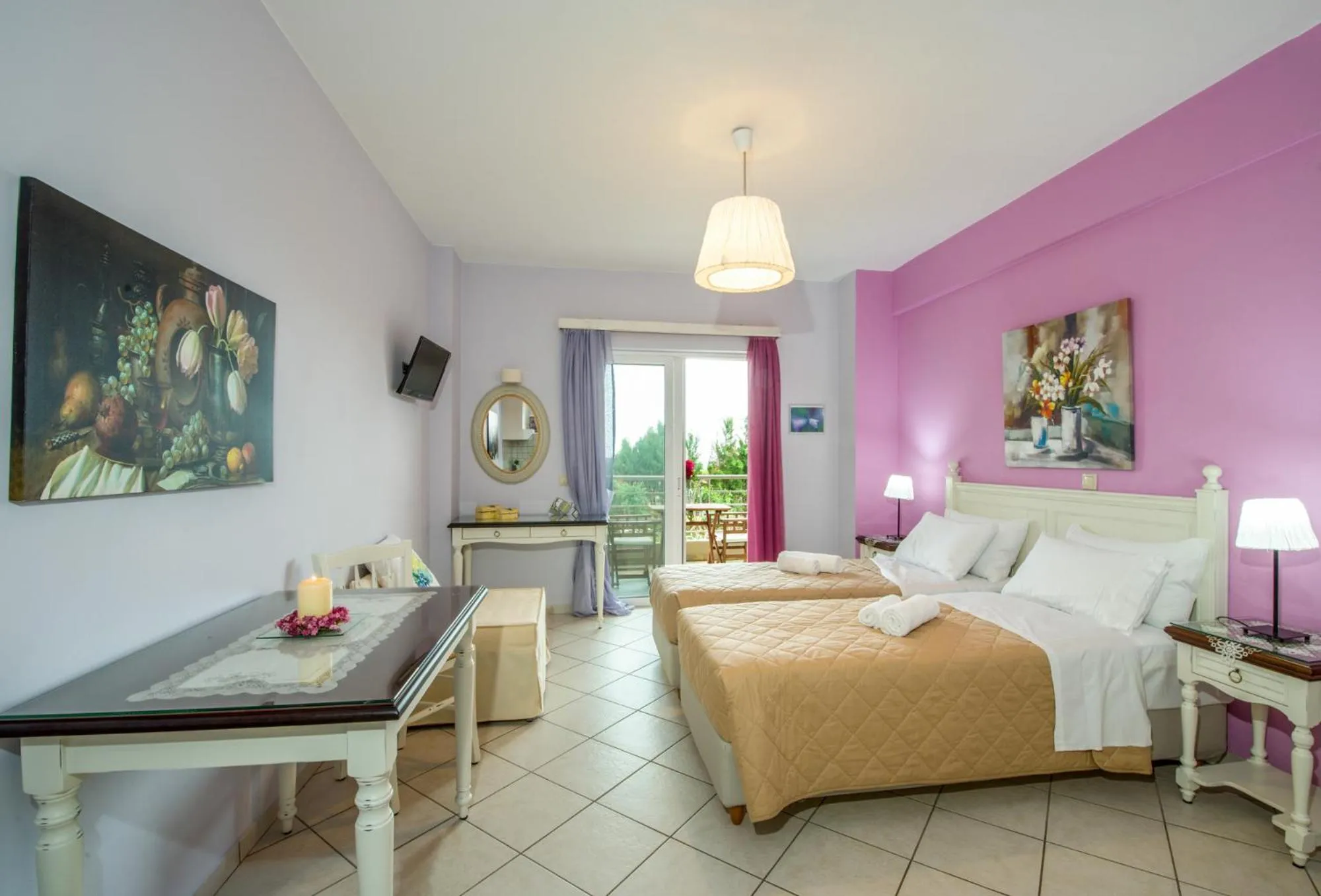 Photo of the whole room, Bed in Stamatakis Boutique Studios