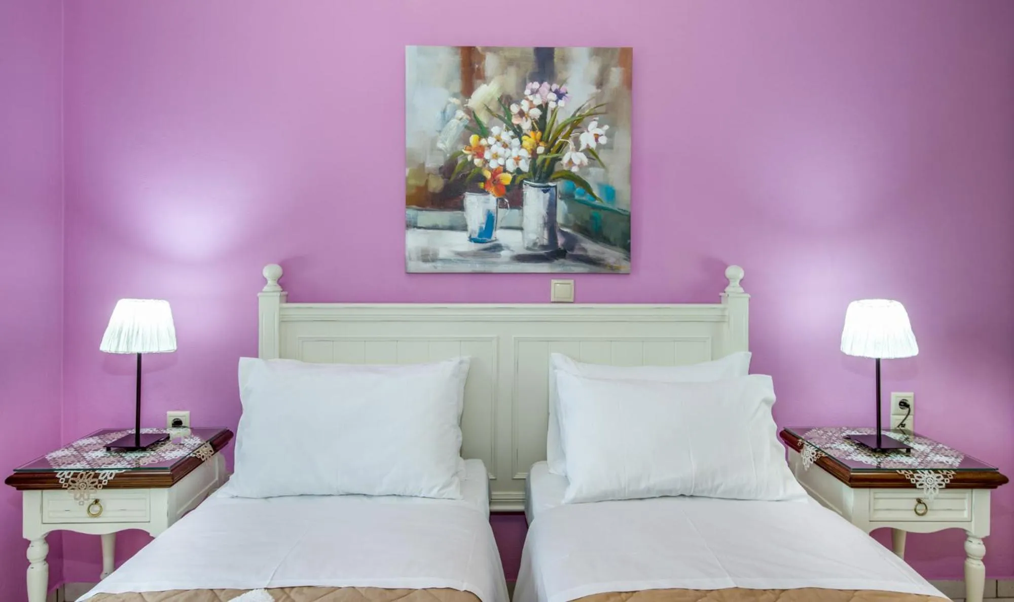 Bed in Stamatakis Boutique Studios