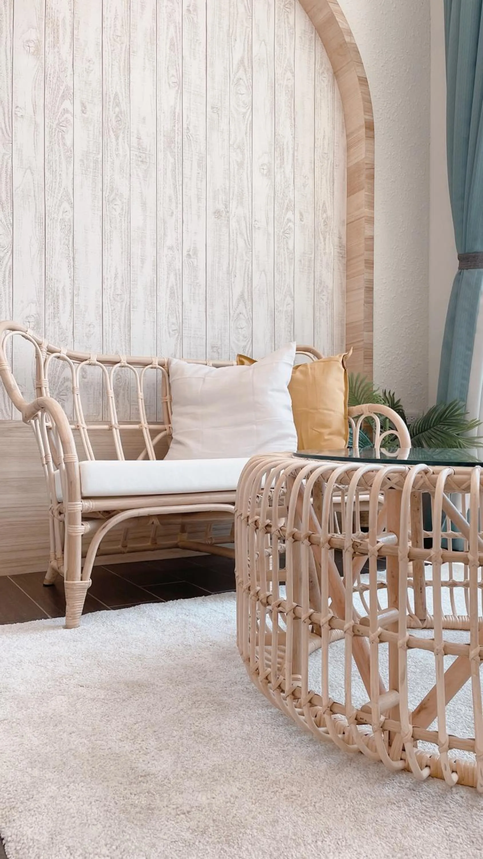 Decorative detail in Angel Inn