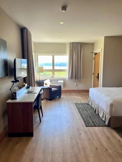 Bed in Sproat Lake Landing Resort