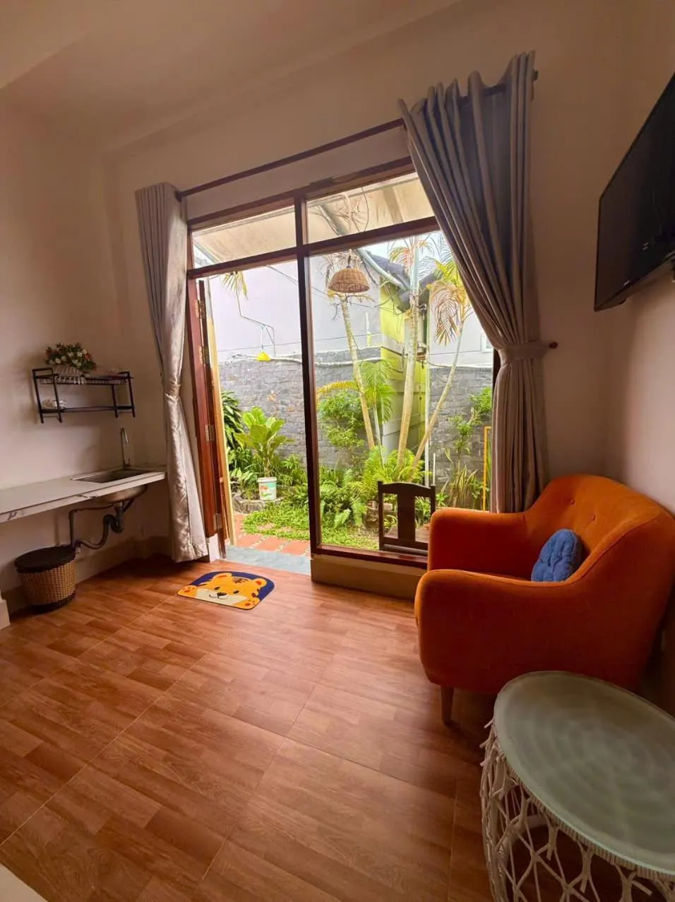 Property building in Bungalow Mai Phuong Binh