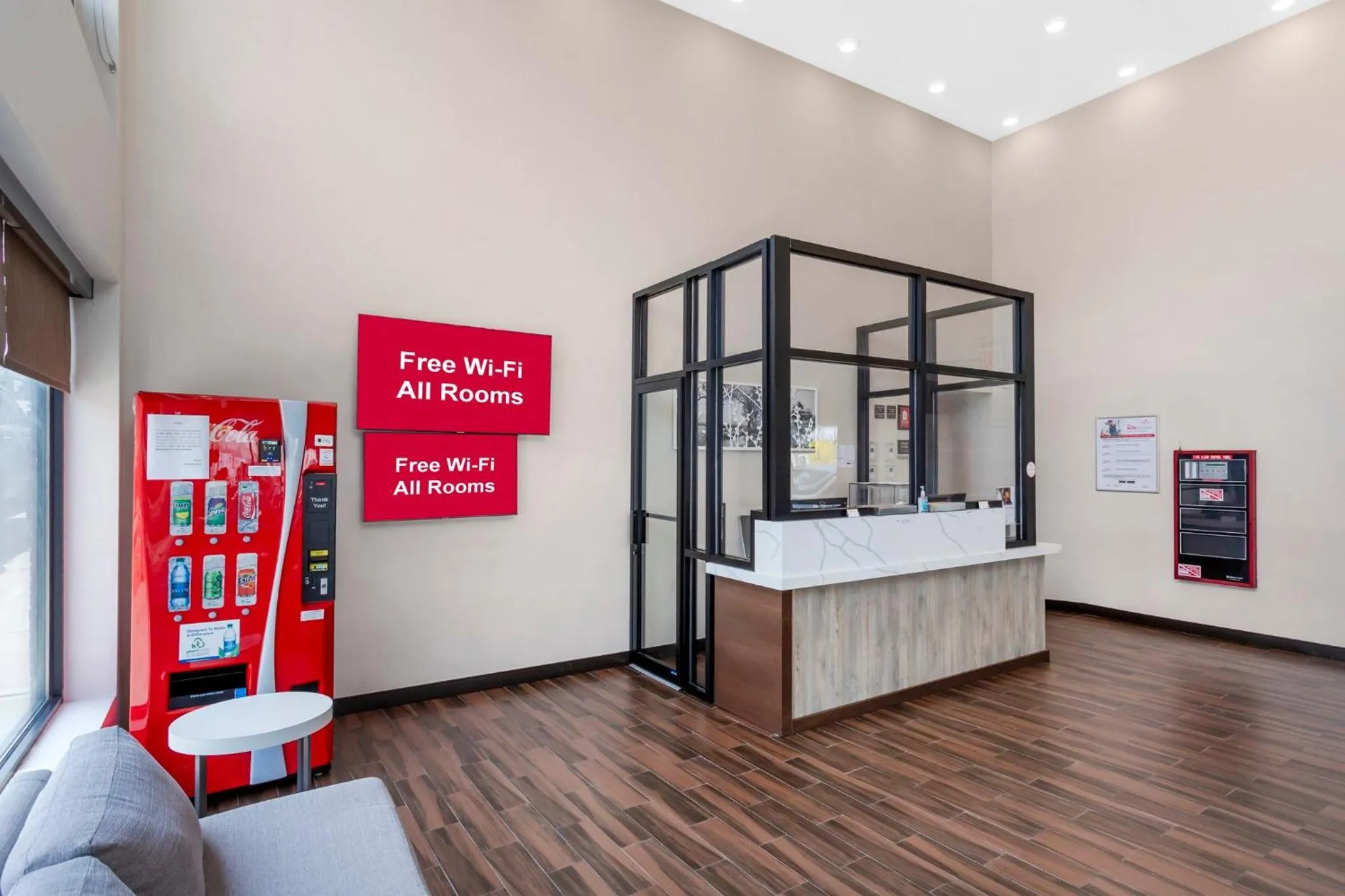 Lobby or reception in Red Roof PLUS Brooklyn - 3rd Ave