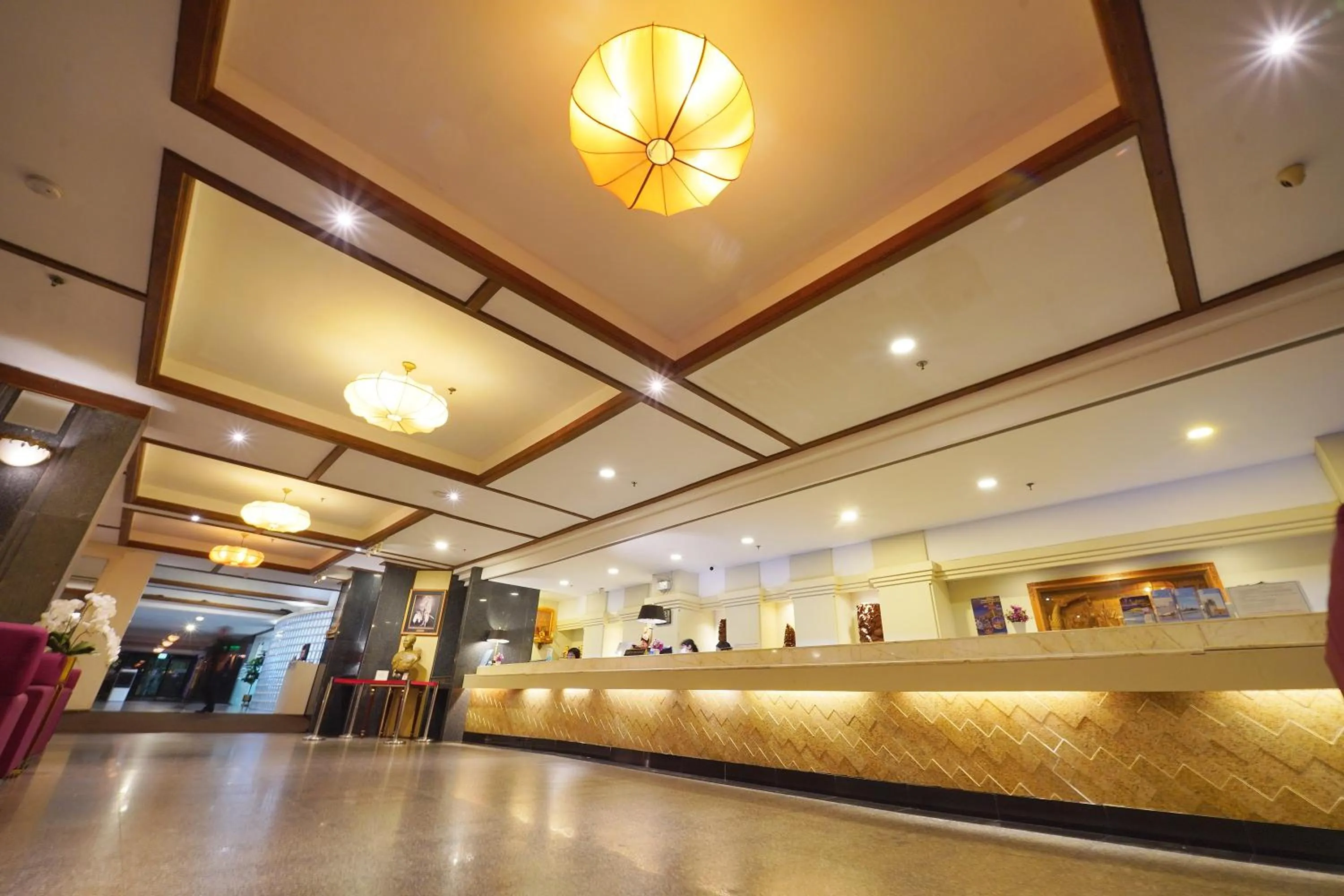 Lobby or reception in Riverside Bangkok Hotel