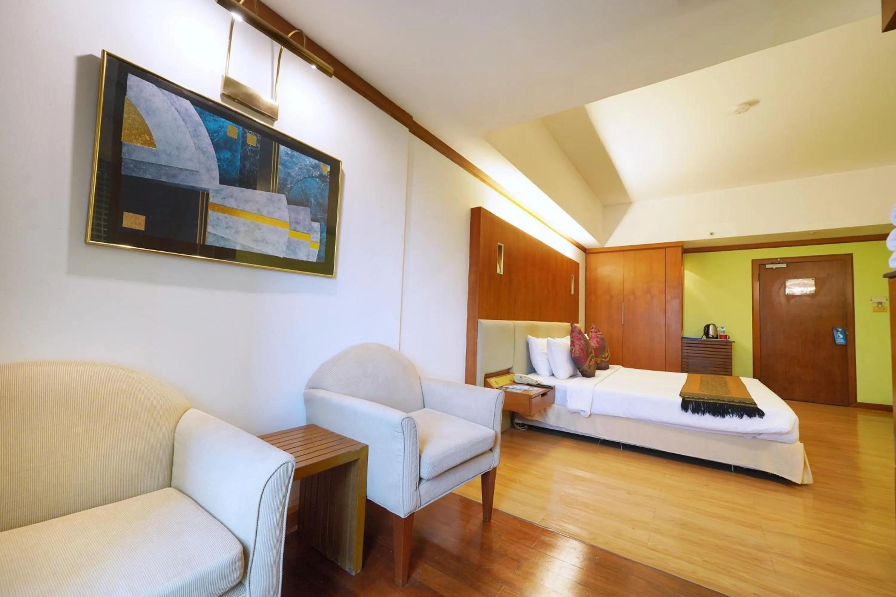 Riverside Bangkok Hotel