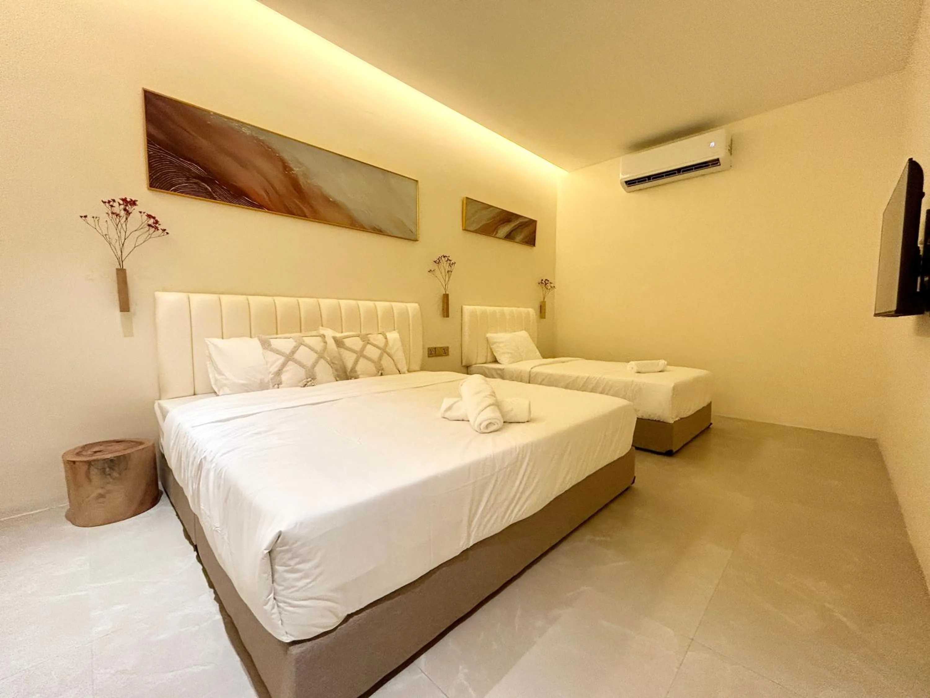 Bed in ONE18 Boutique Hotel