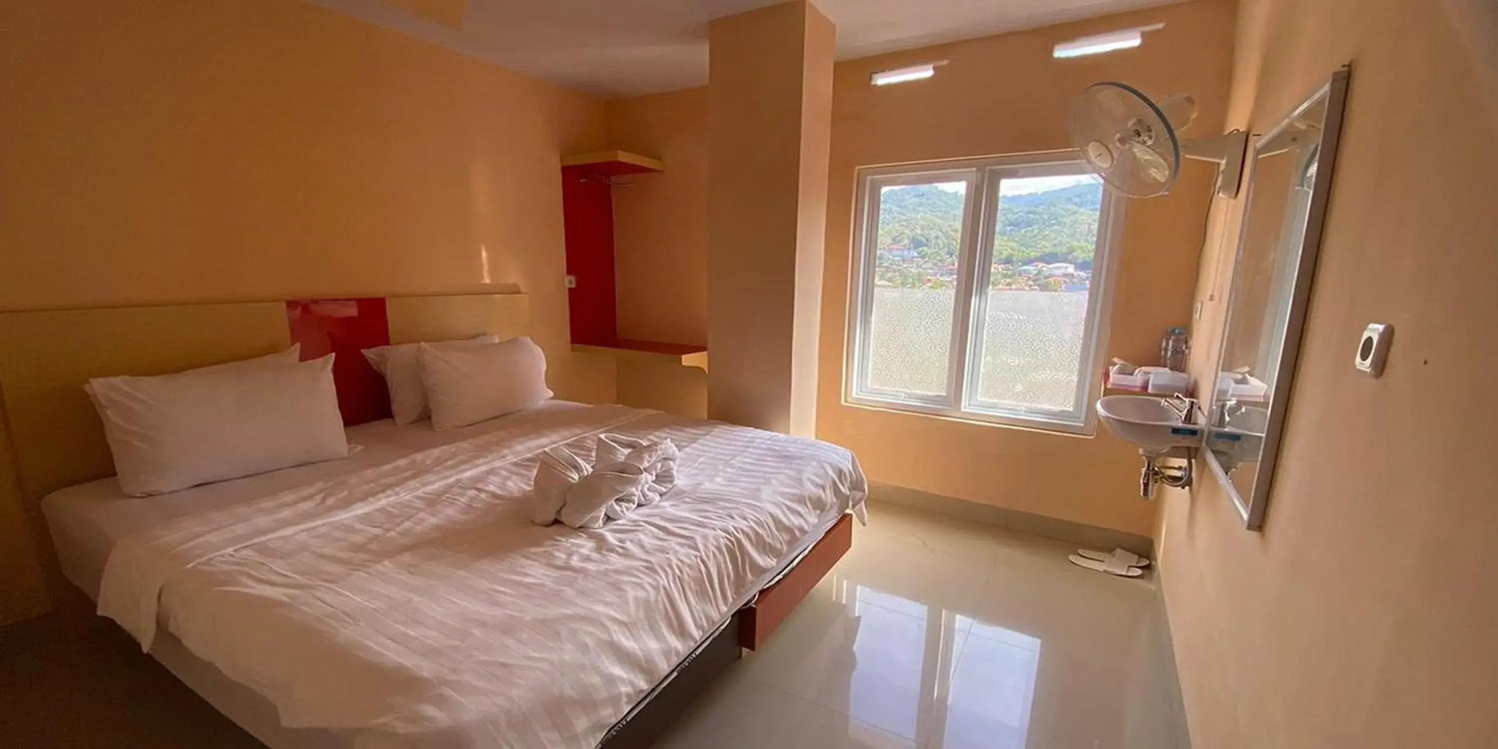 Standard Double or Twin Room in Hotel Lallangan Standard Double or Twin Room in Hotel Lallangan